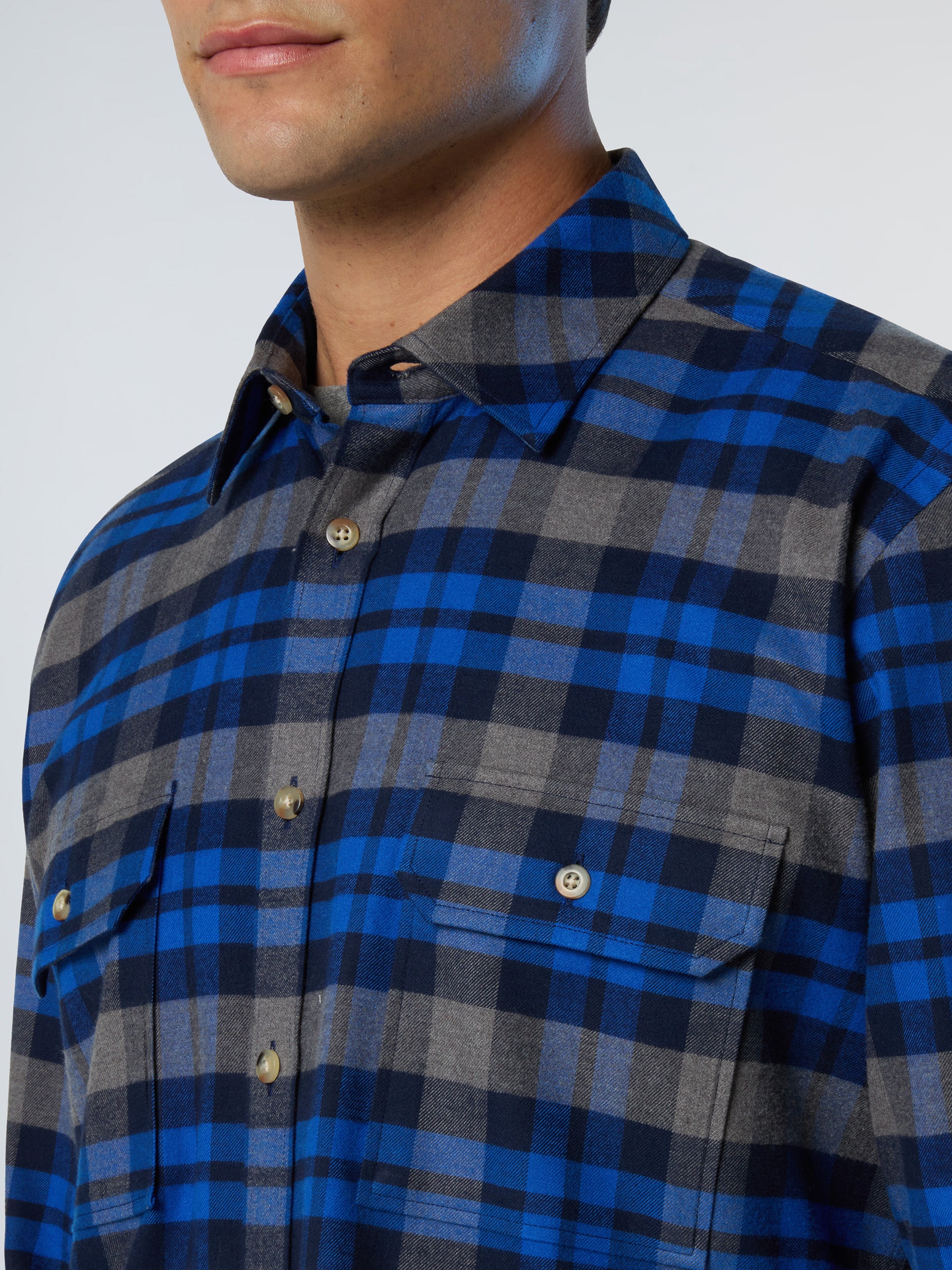 Checked flannel shirt - Image 15
