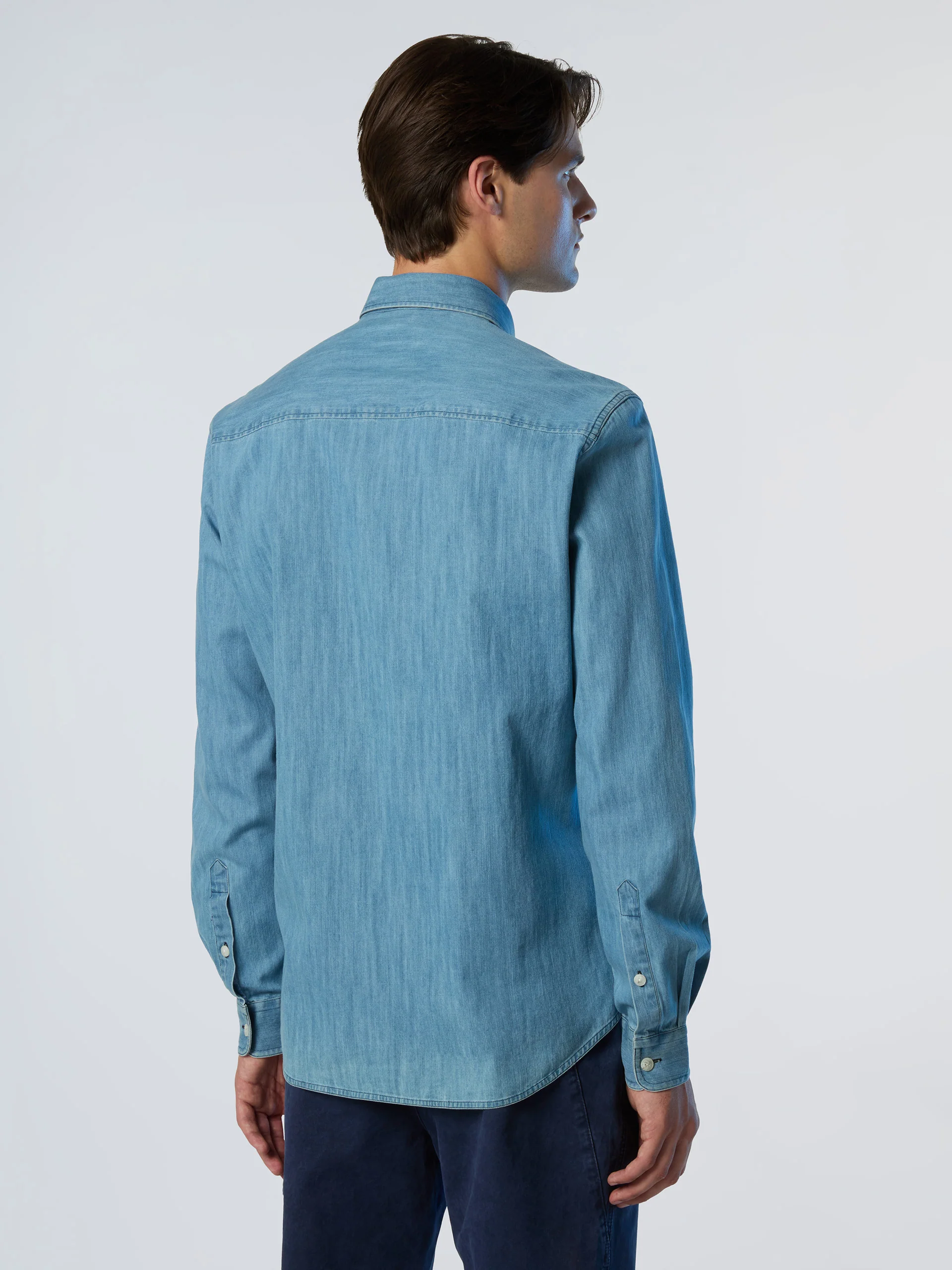 Light denim shirt - Image 4