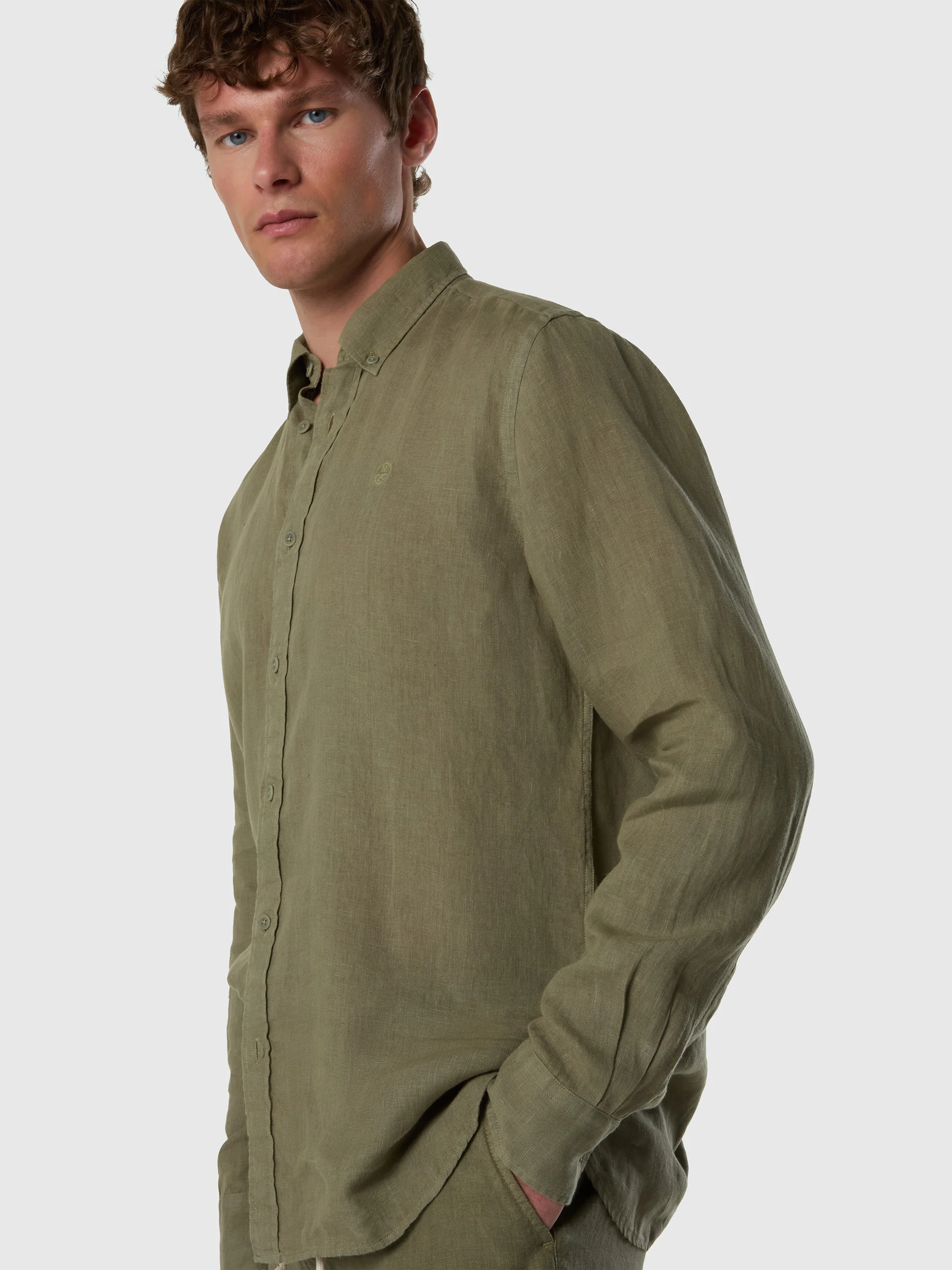 Garment-dyed linen shirt - Image 8