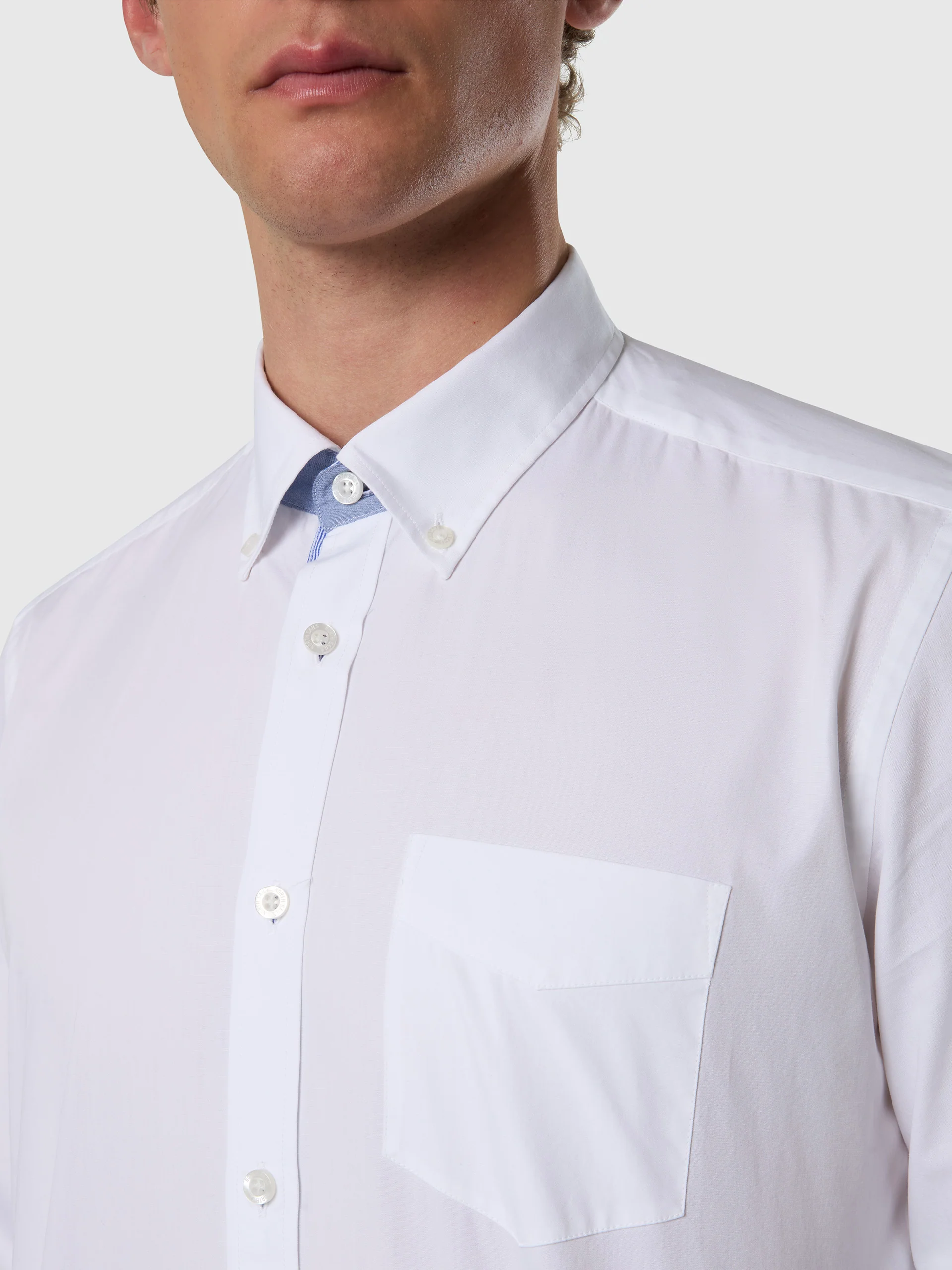 Poplin shirt with pocket - Image 6