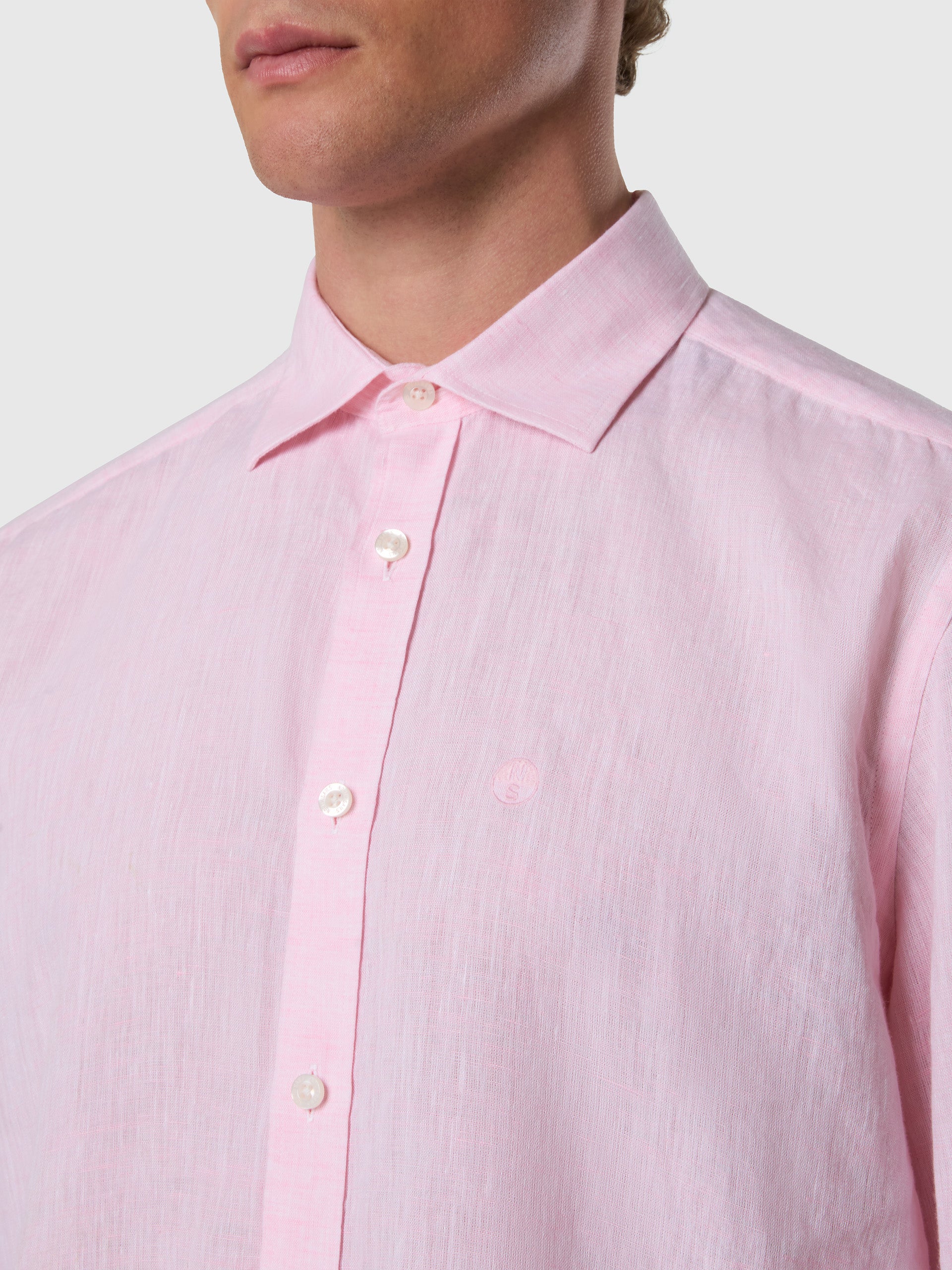 Long-sleeved linen shirt - Image 11
