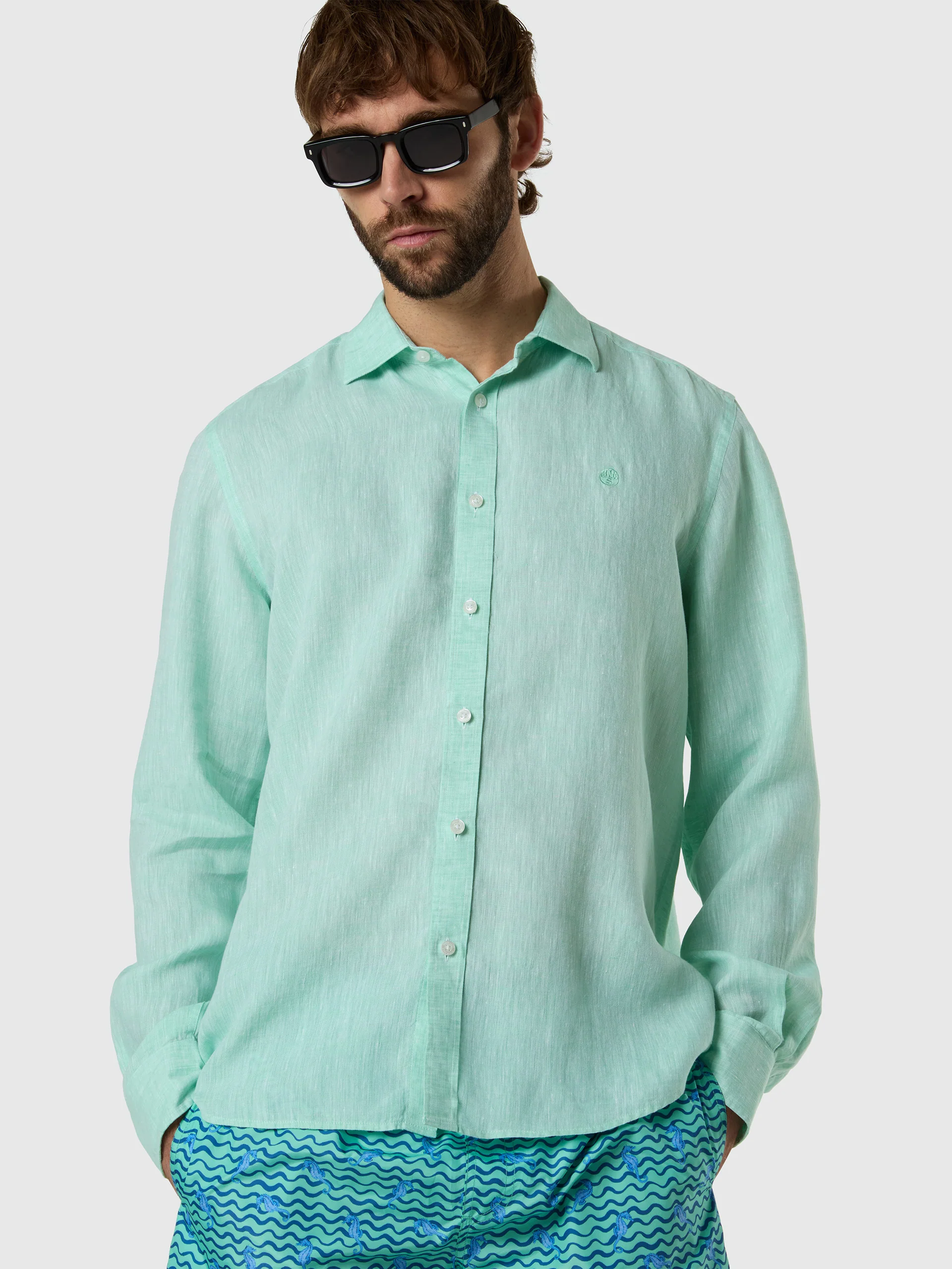 Long-sleeved linen shirt - Image 13