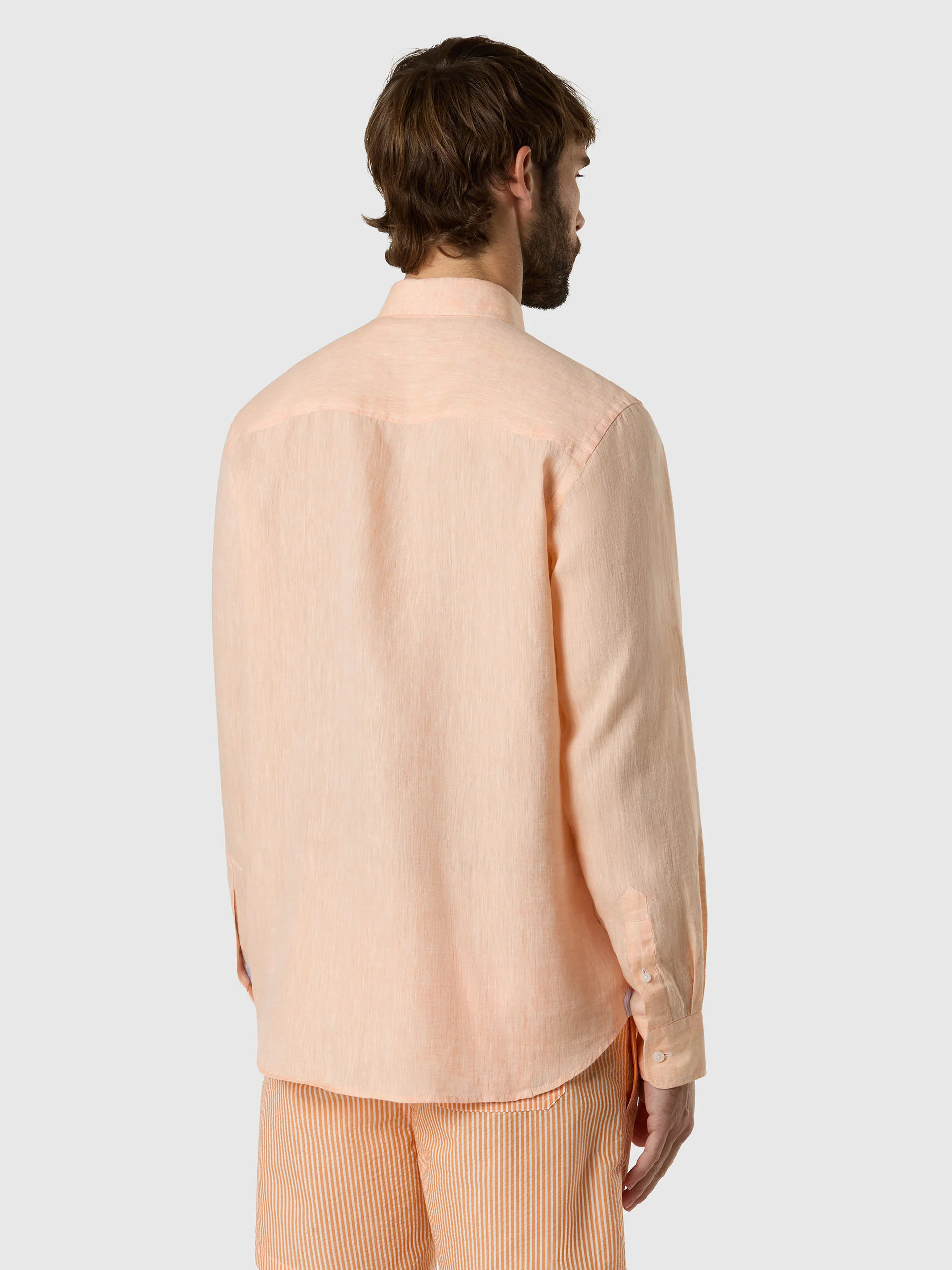 Long-sleeved linen shirt - Image 21
