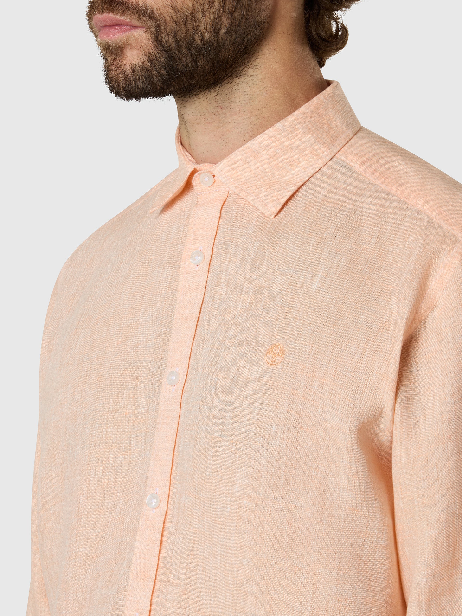 Long-sleeved linen shirt - Image 23