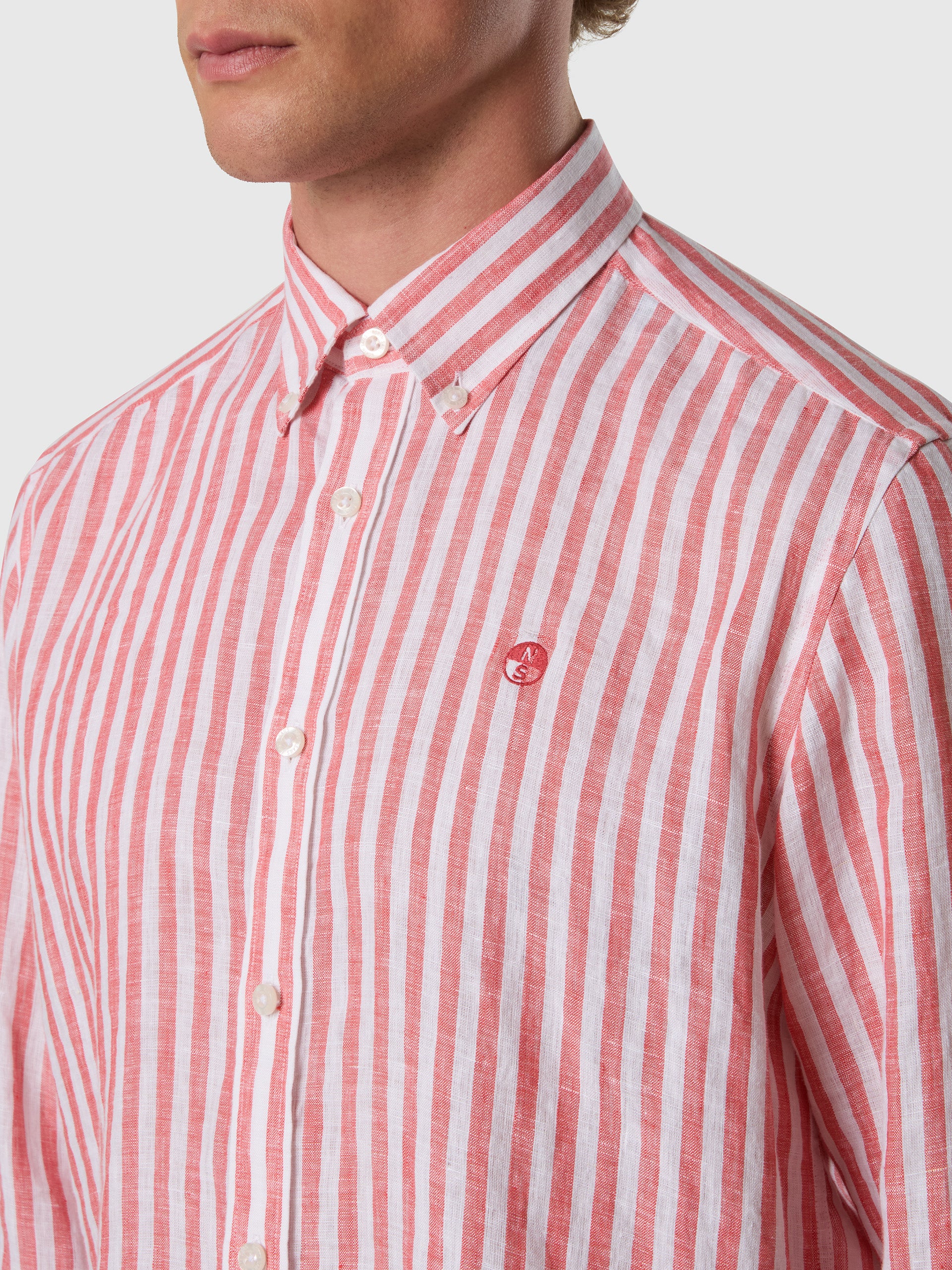 Bold striped linen shirt - Image 12