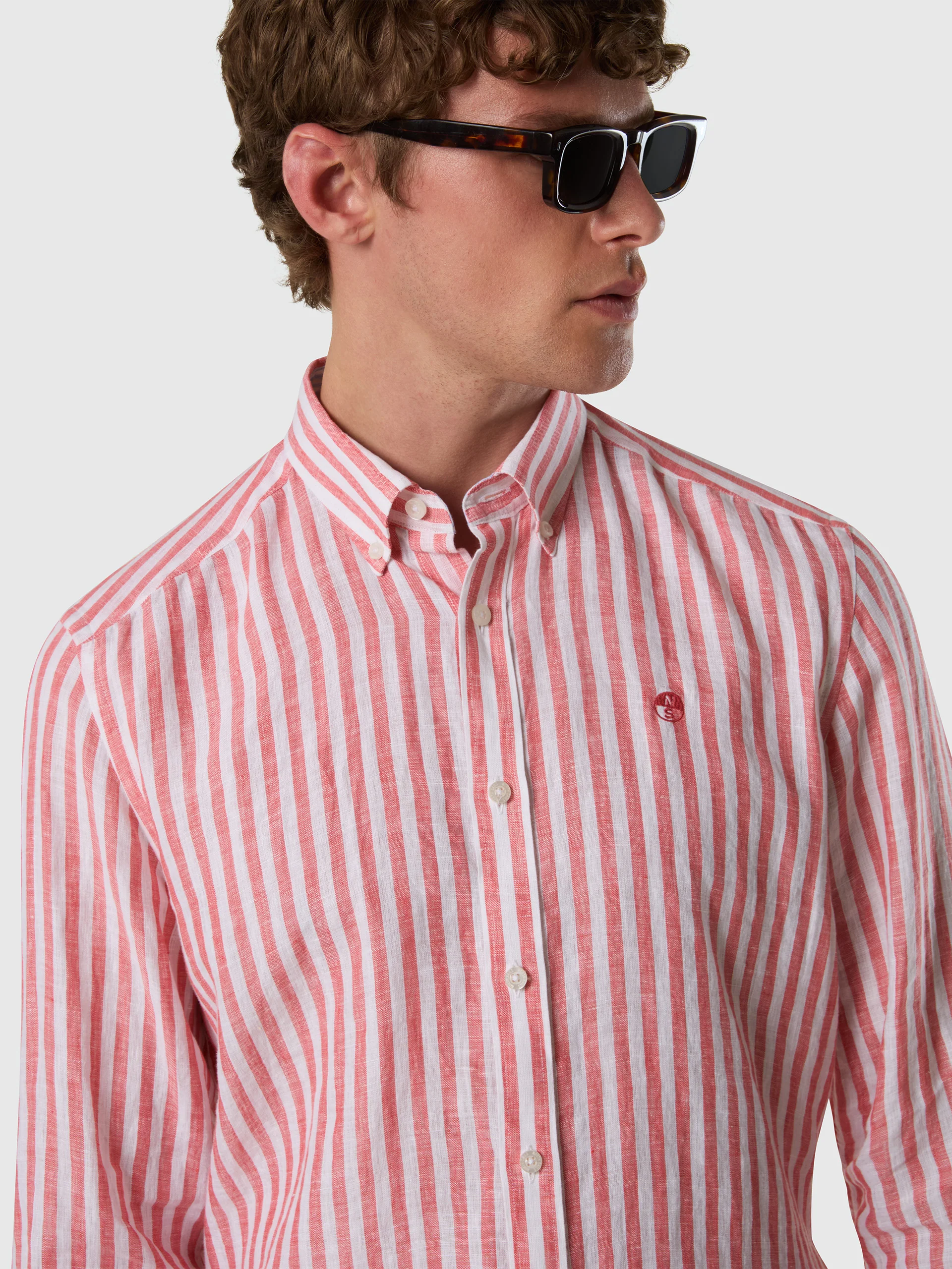 Bold striped linen shirt - Image 8