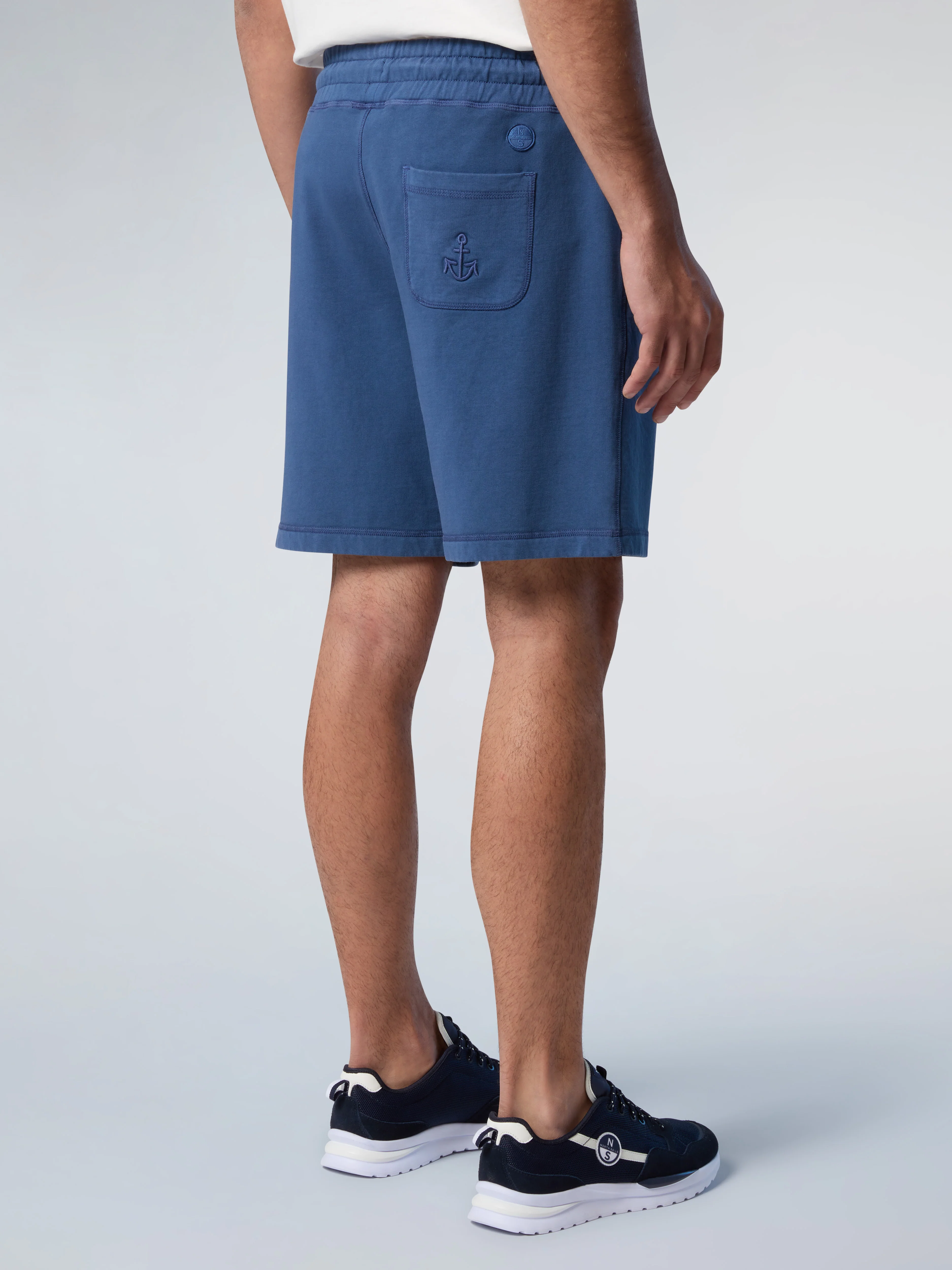 Sweat shorts with leg print - Image 10