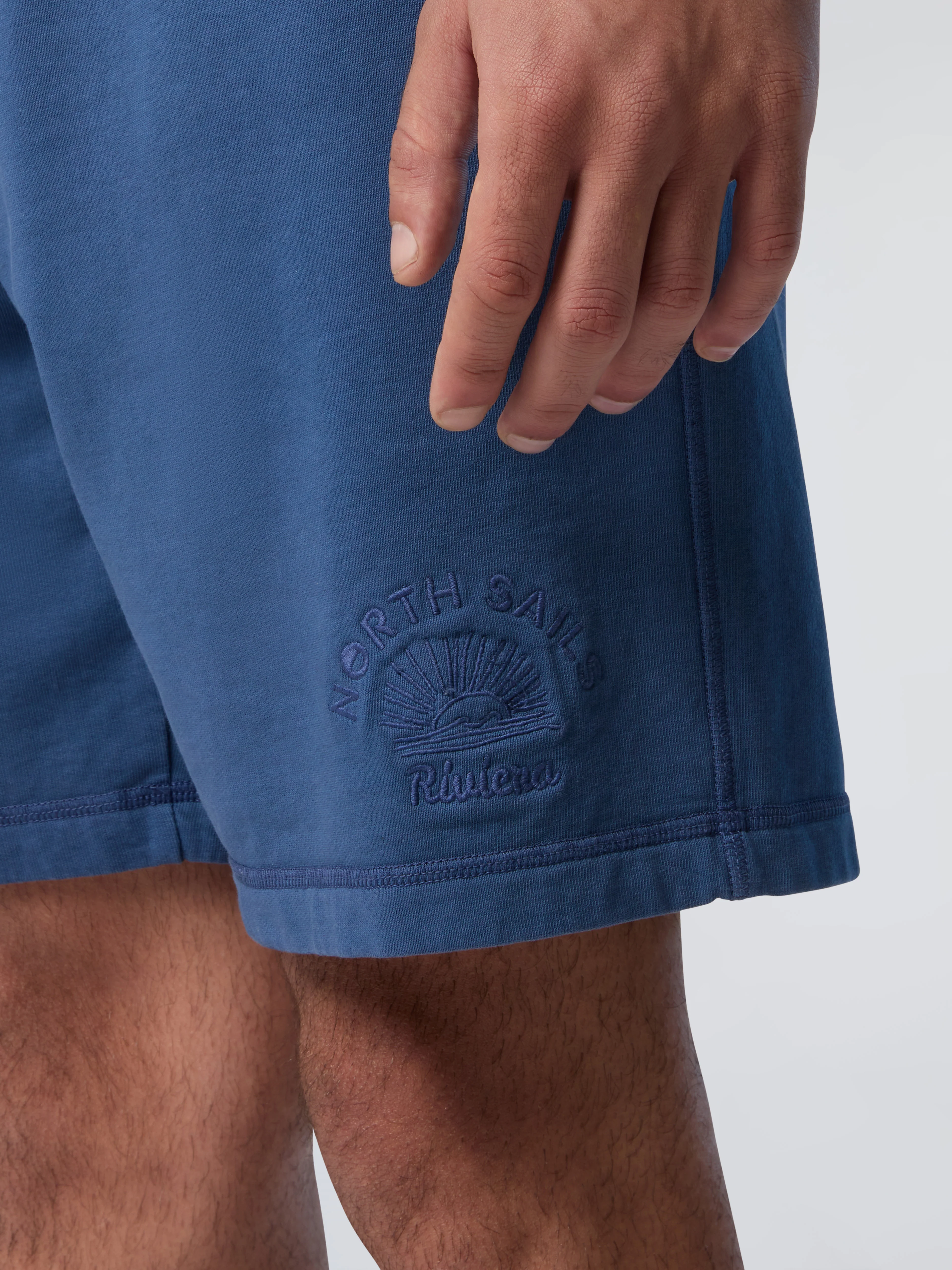 Sweat shorts with leg print - Image 11