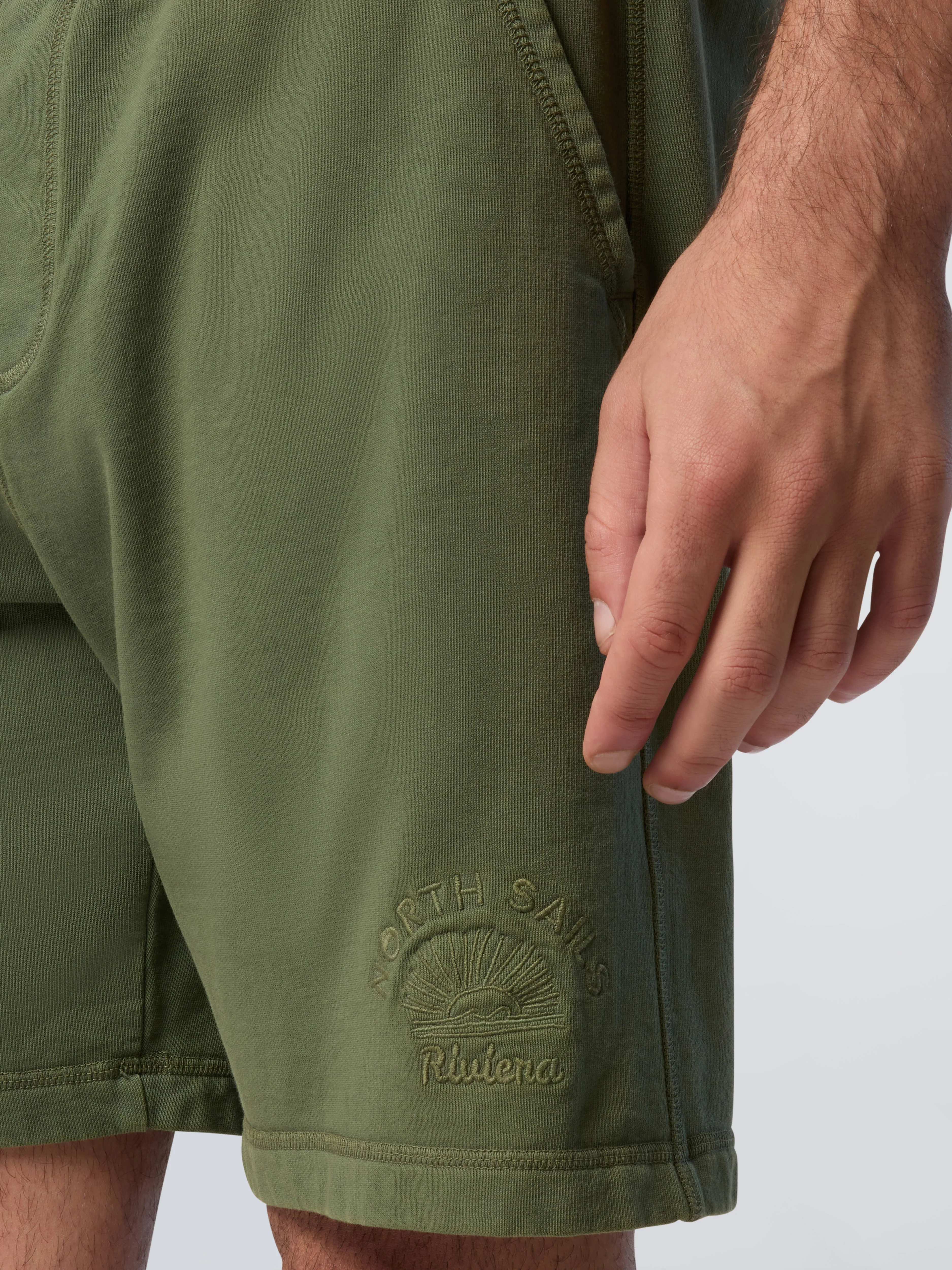 Sweat shorts with leg print - Image 5