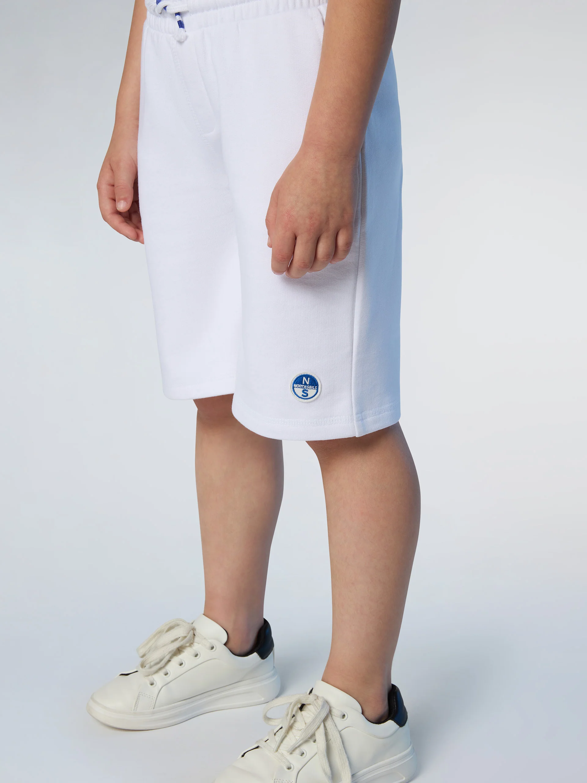 Sweat shorts with logo patch - Image 5