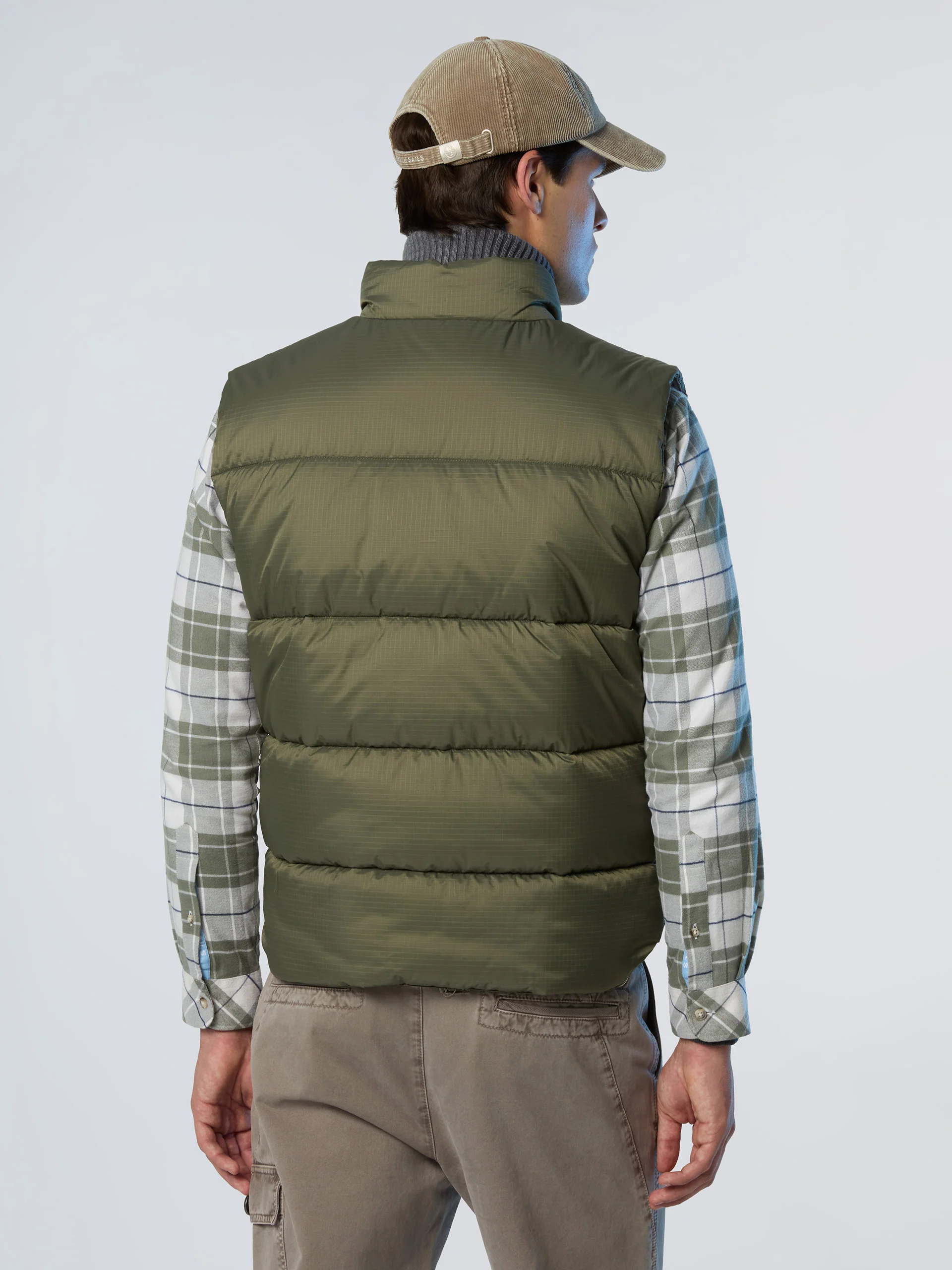Shot Reversible Vest - Image 13