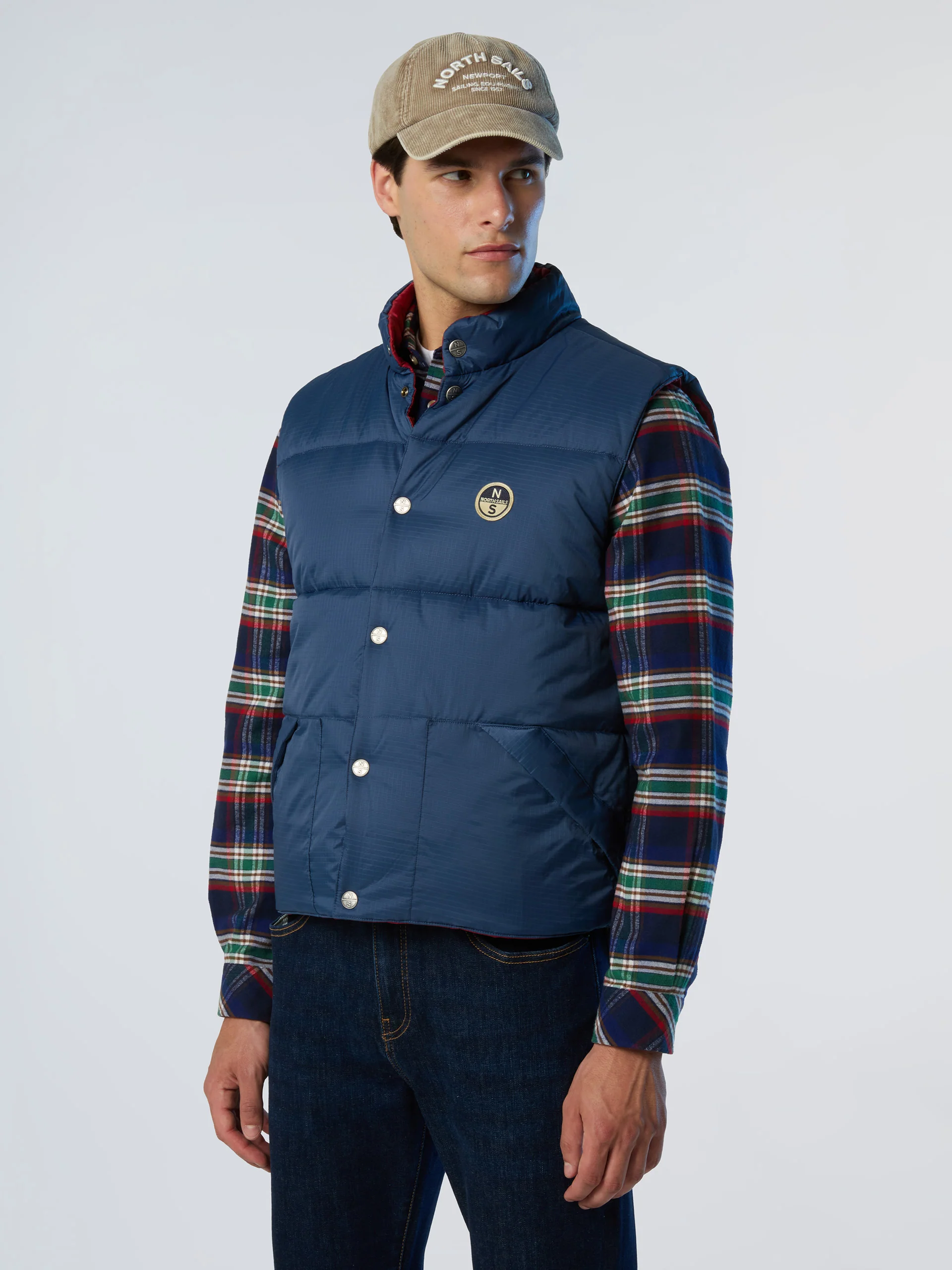 Shot Reversible Vest - Image 8