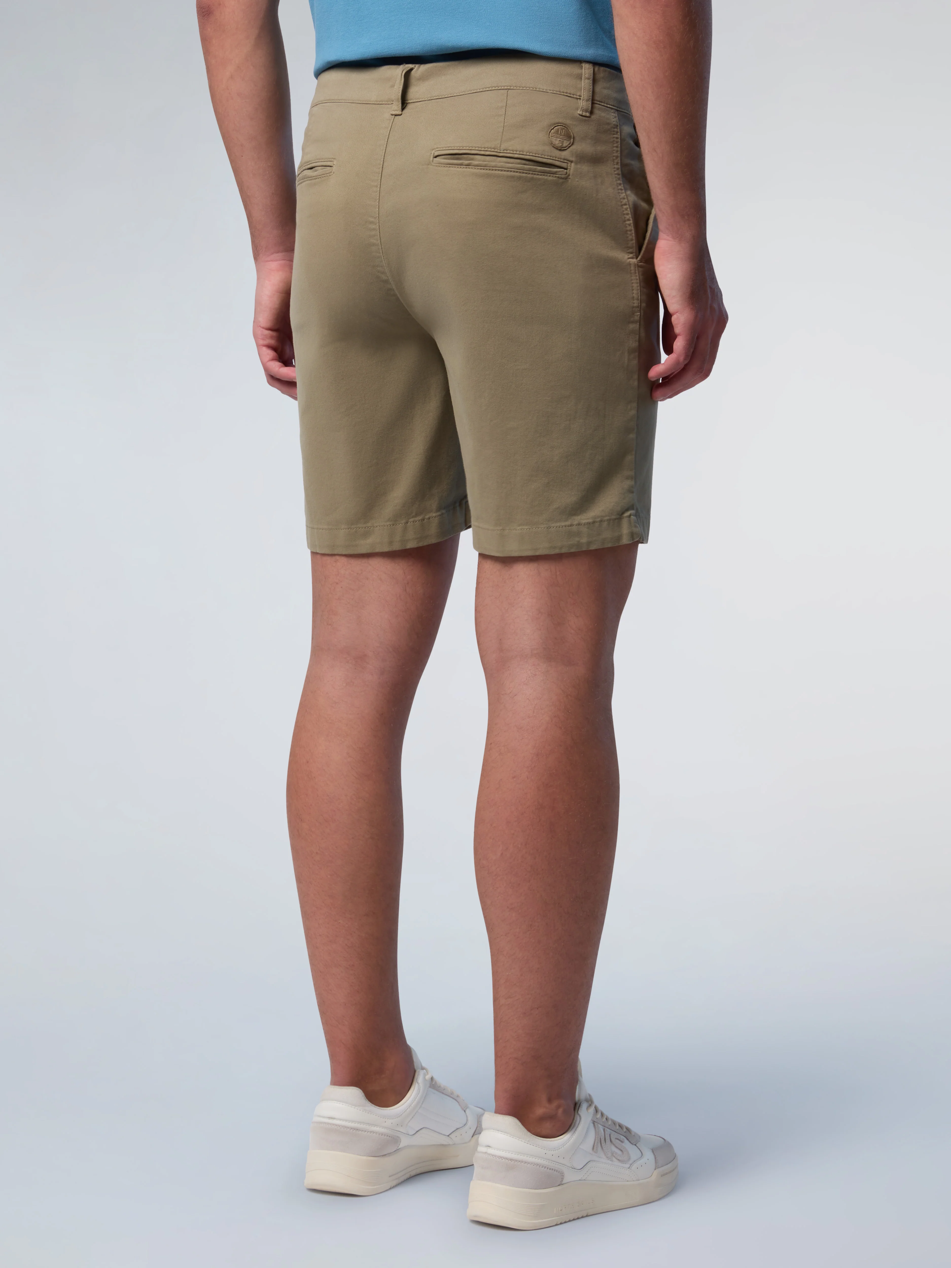 Chino shorts with logo patch - Image 10