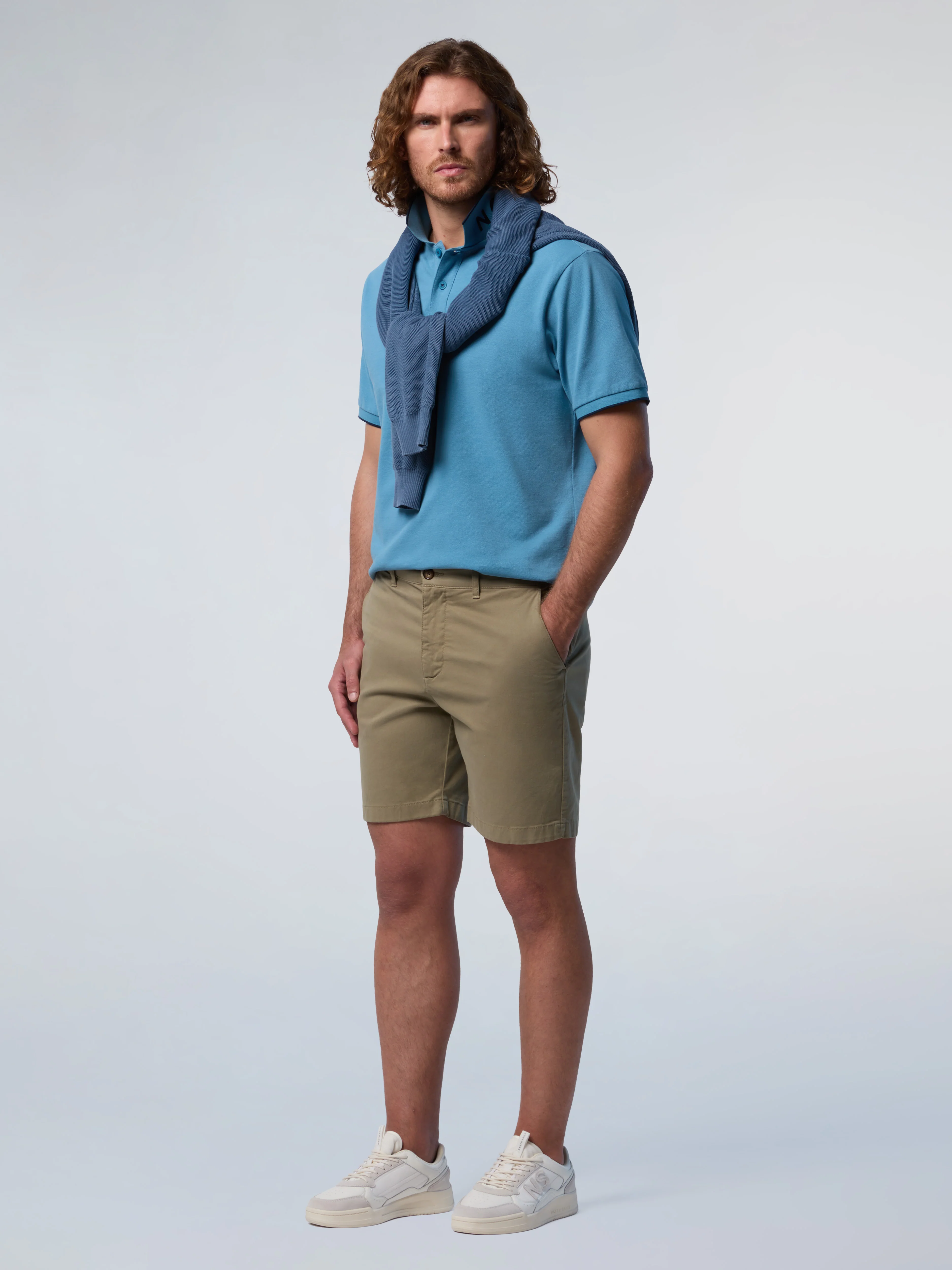 Chino shorts with logo patch - Image 8