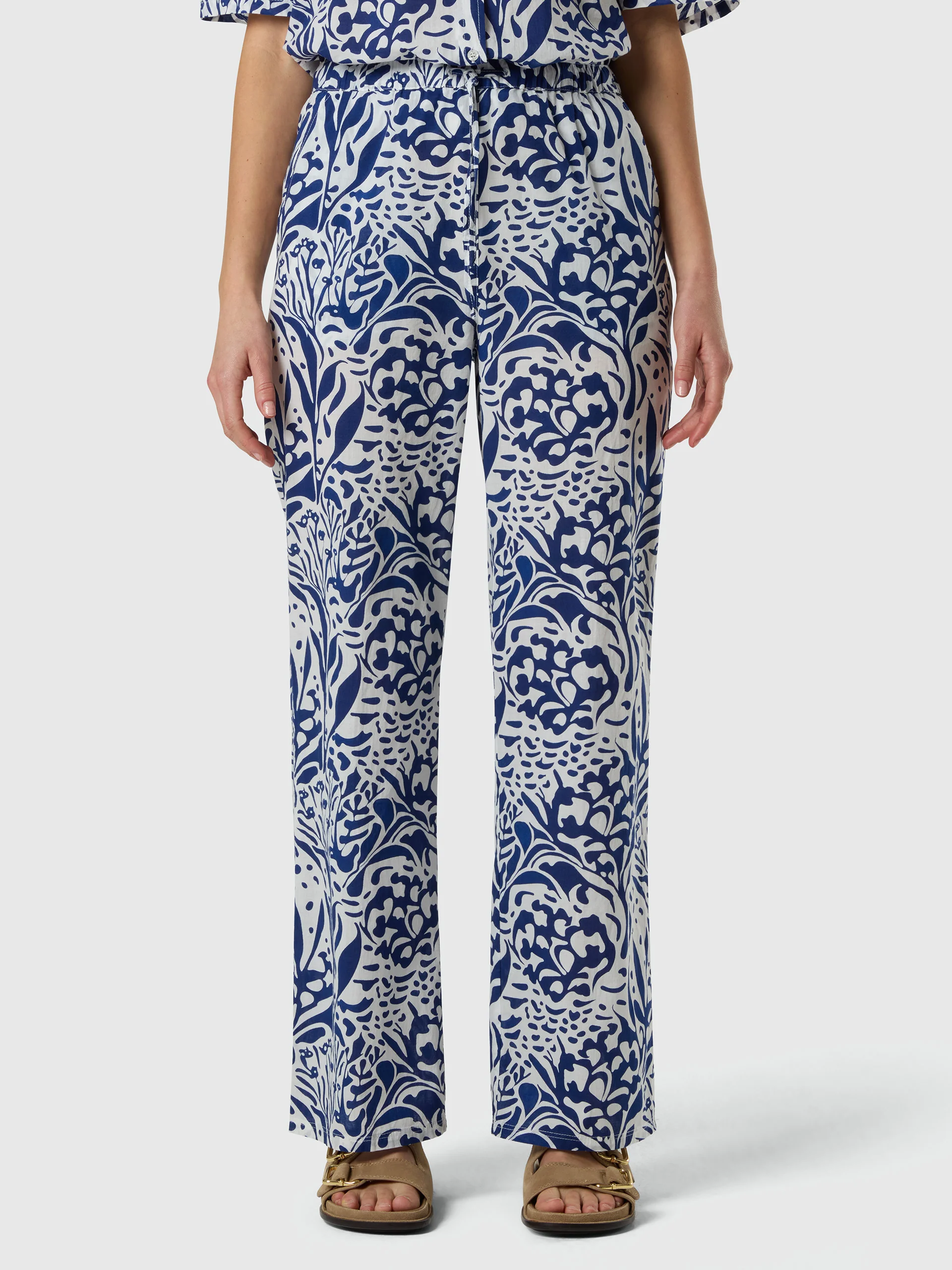 Muslin pants with coral print