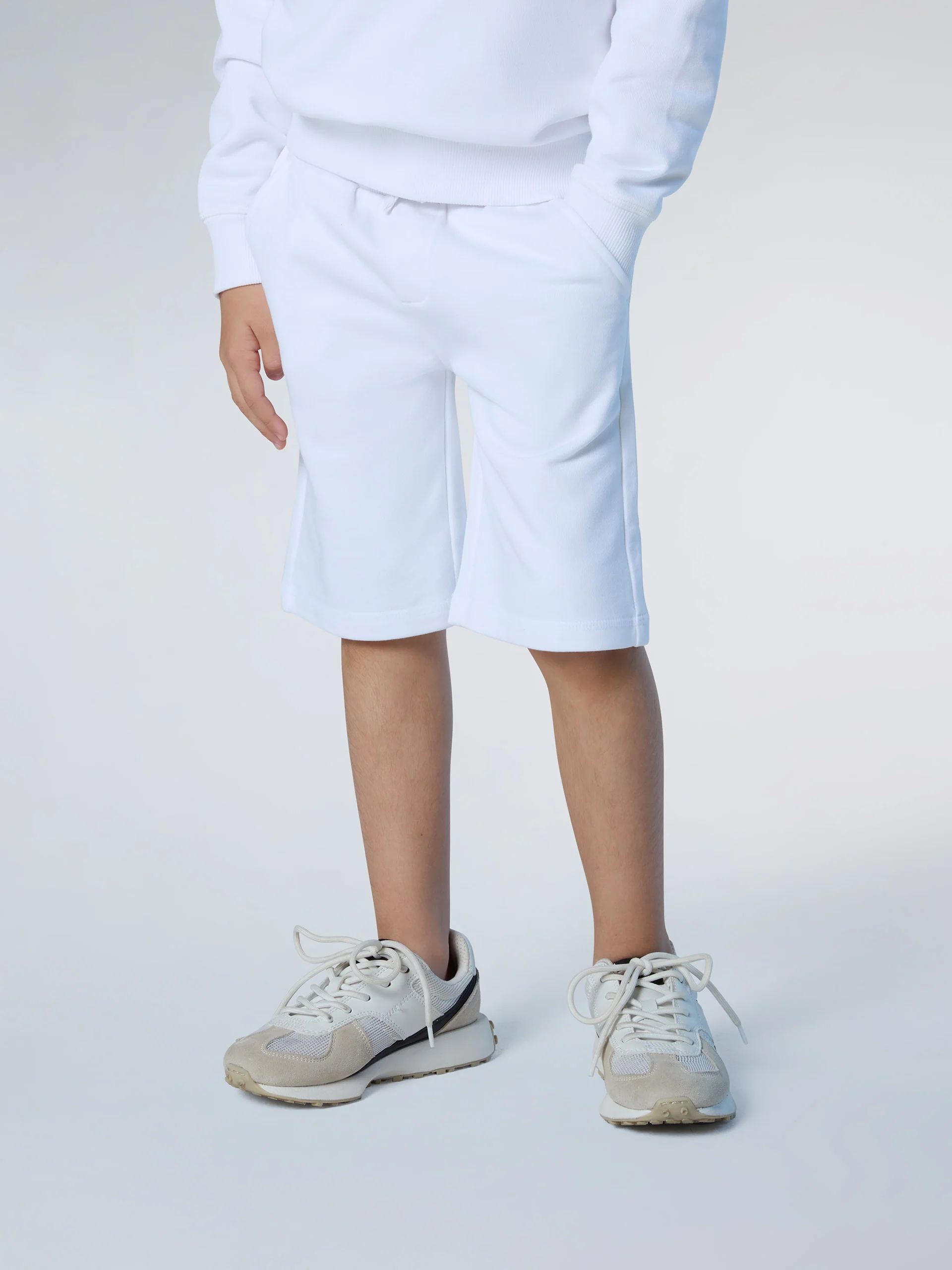 Sweat shorts with logo patch