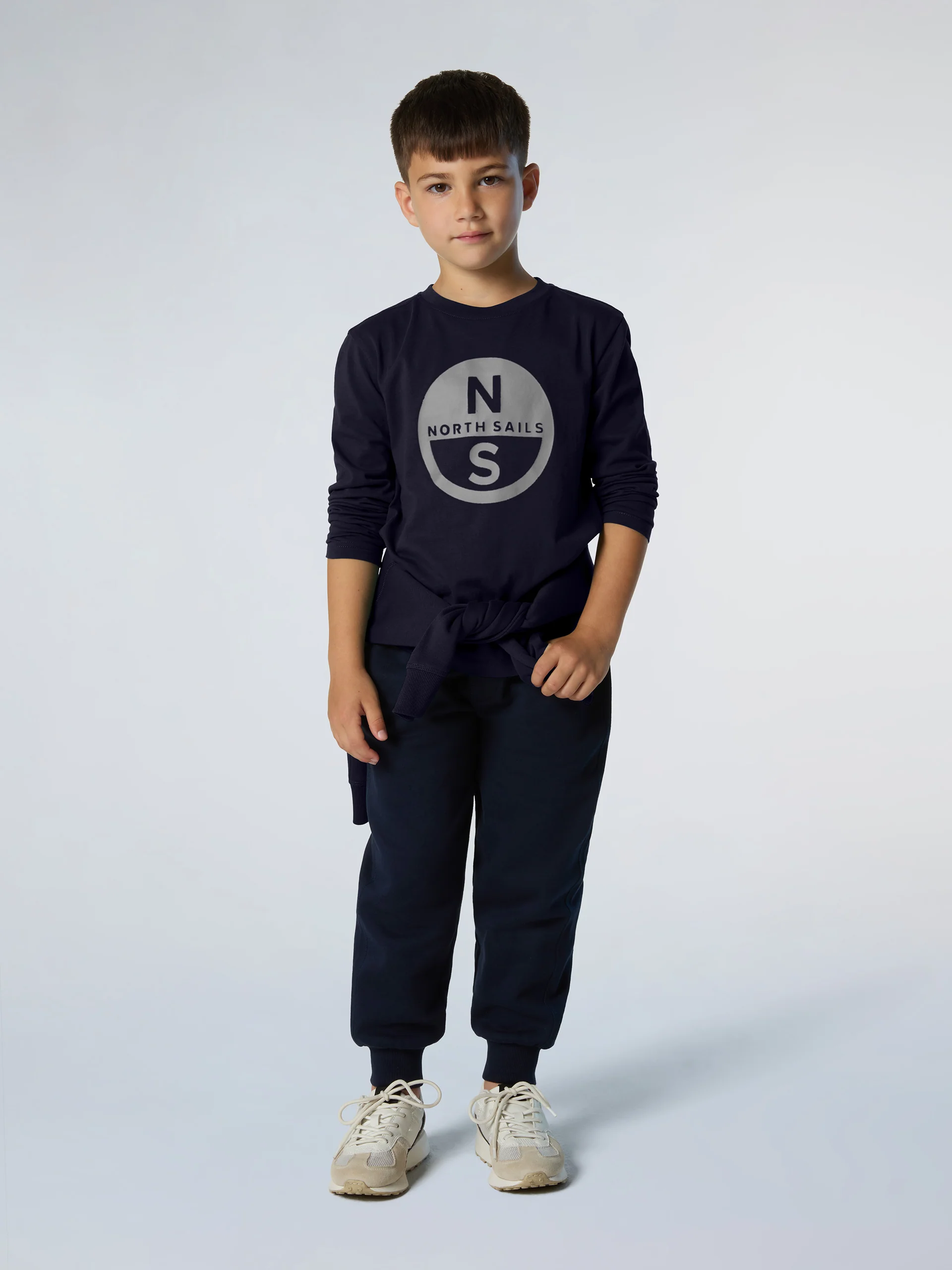 Long-sleeved T-shirt with maxi logo - Image 17