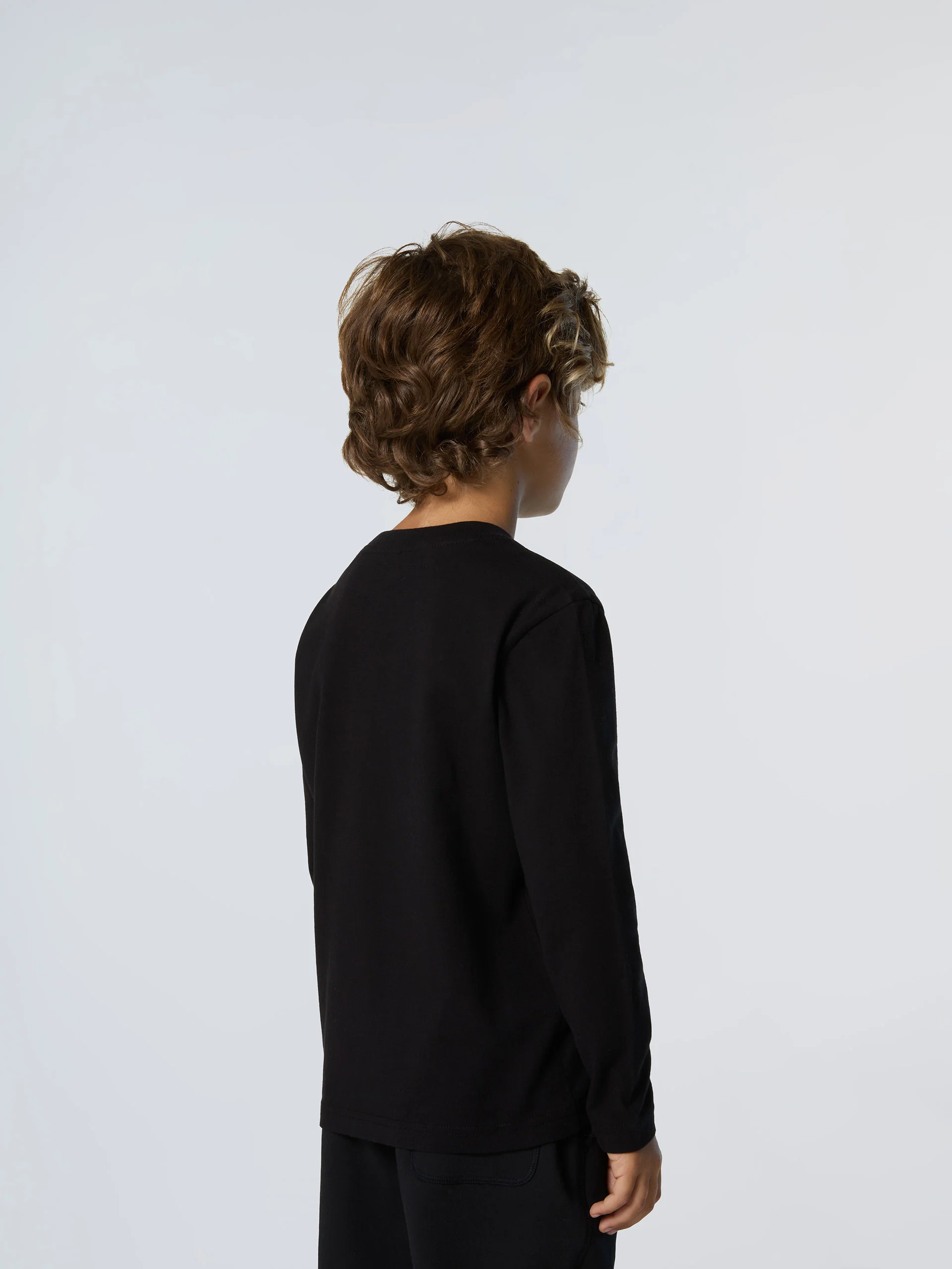 Long-sleeved T-shirt with logo patch - Image 22