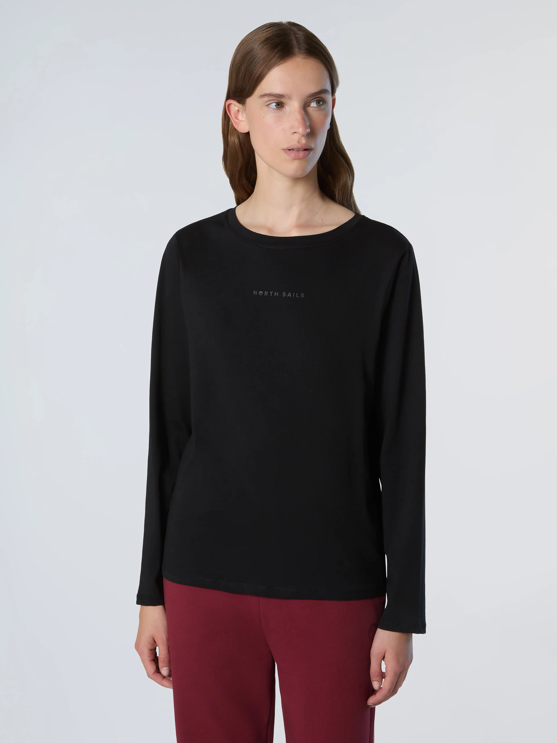 Long-sleeved T-shirt with raised logo - Image 19