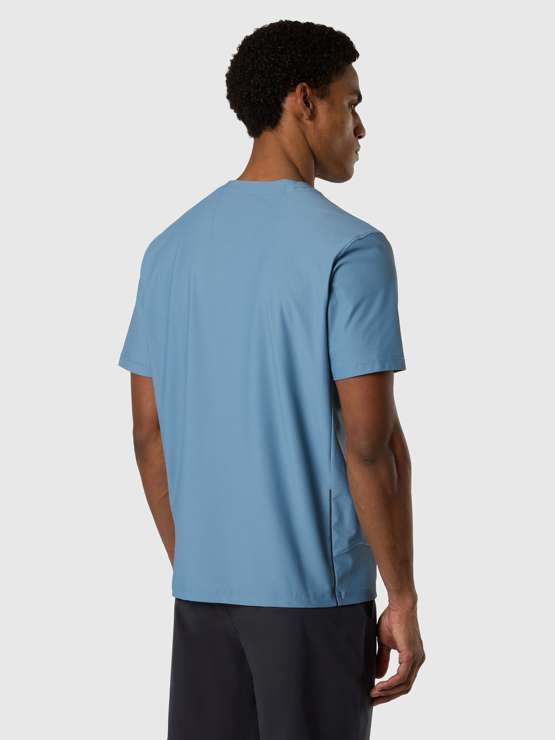 T-shirt with UV protection - Image 10
