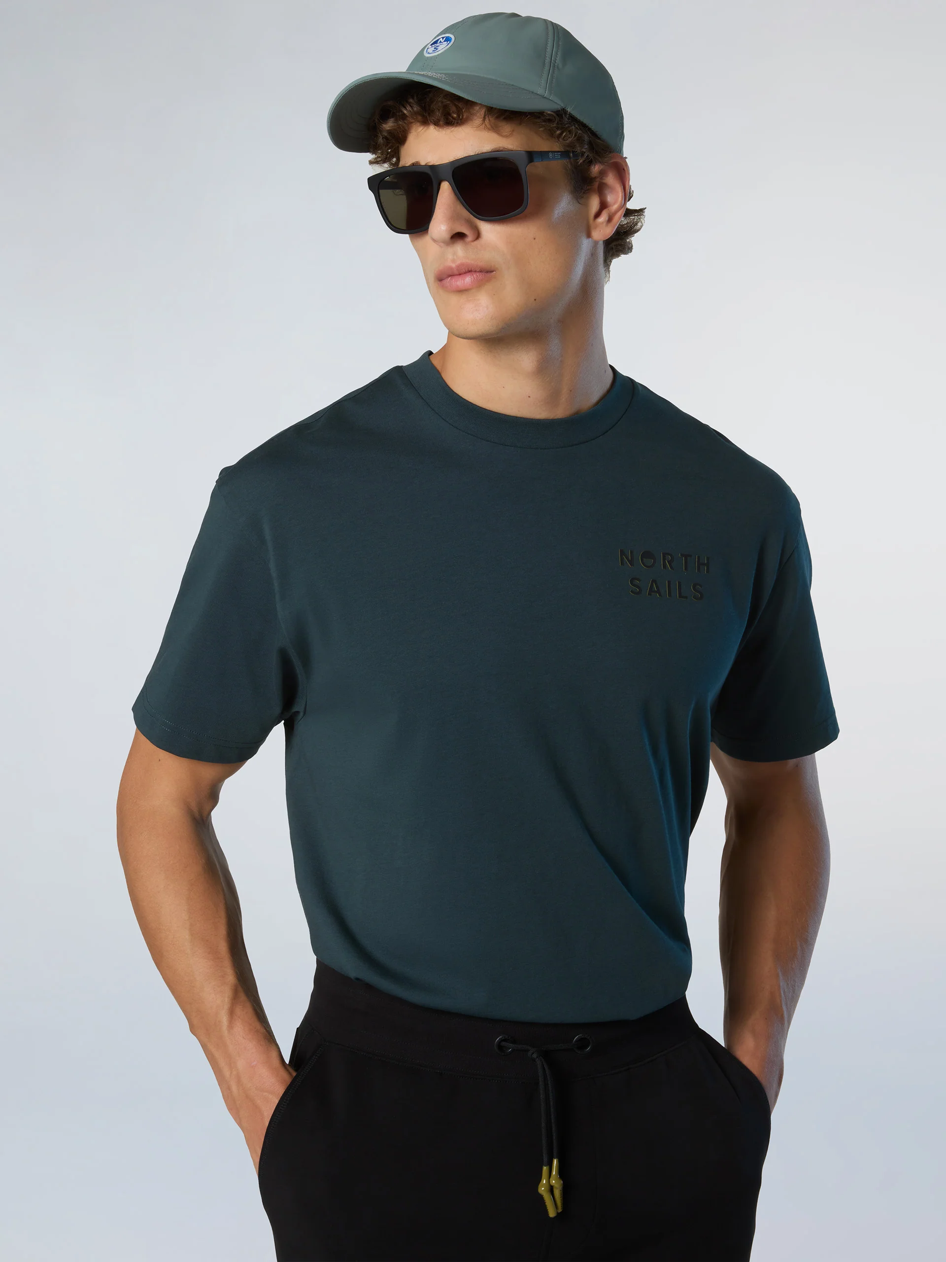 T-shirt with graphic print - Image 8