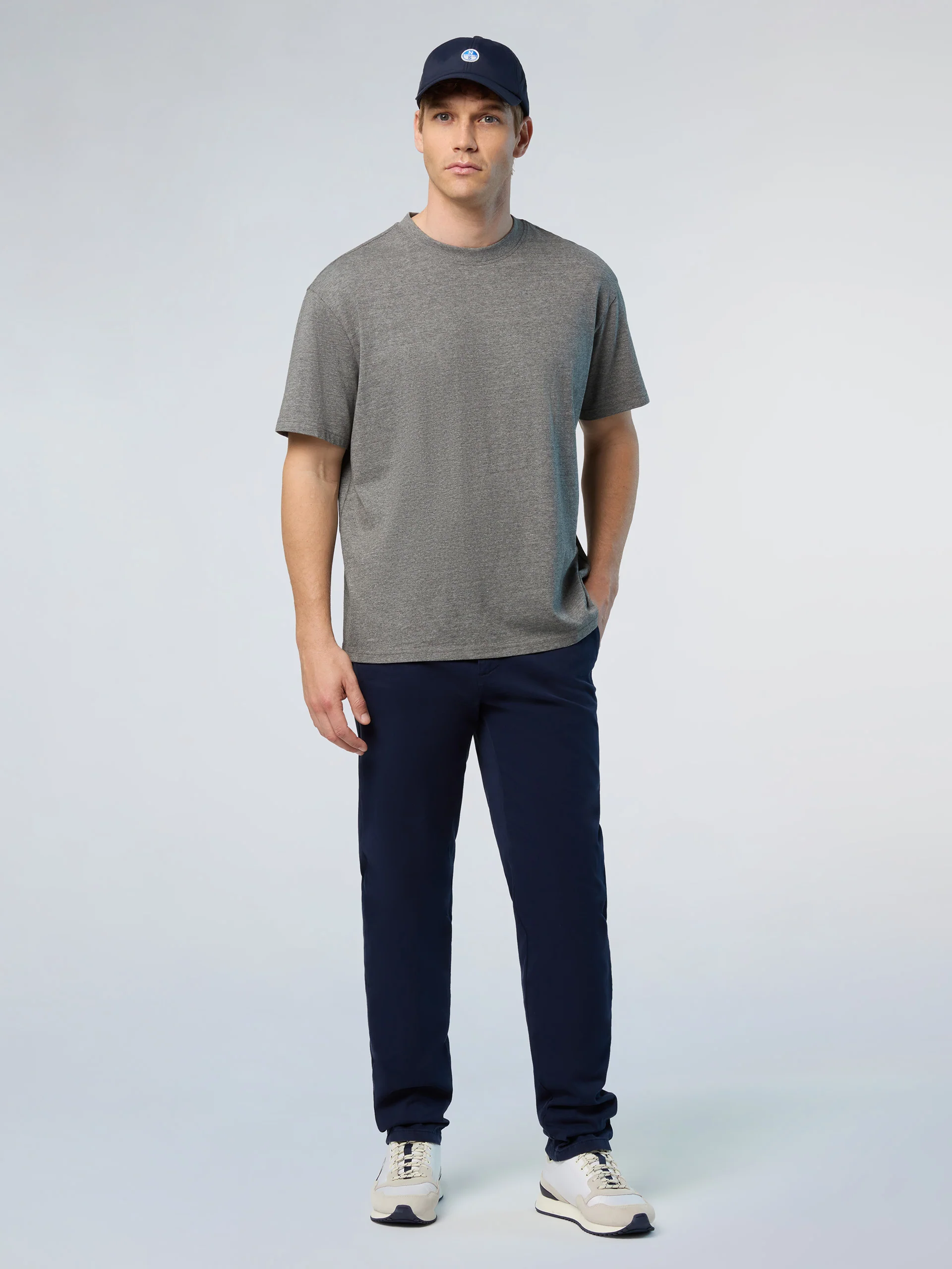 Heavy cotton T-shirt - Image 29
