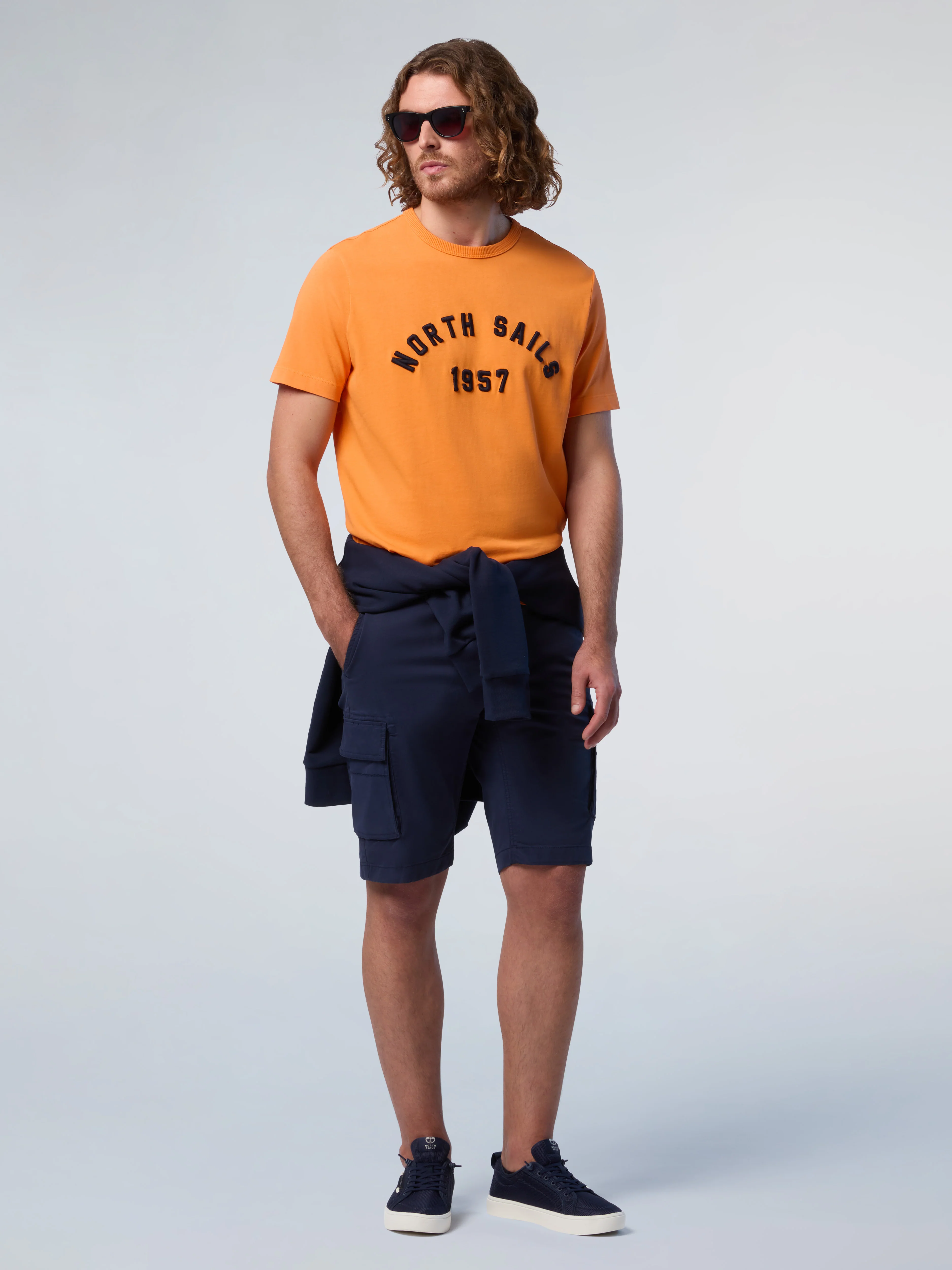 T-shirt with vintage wash - Image 10