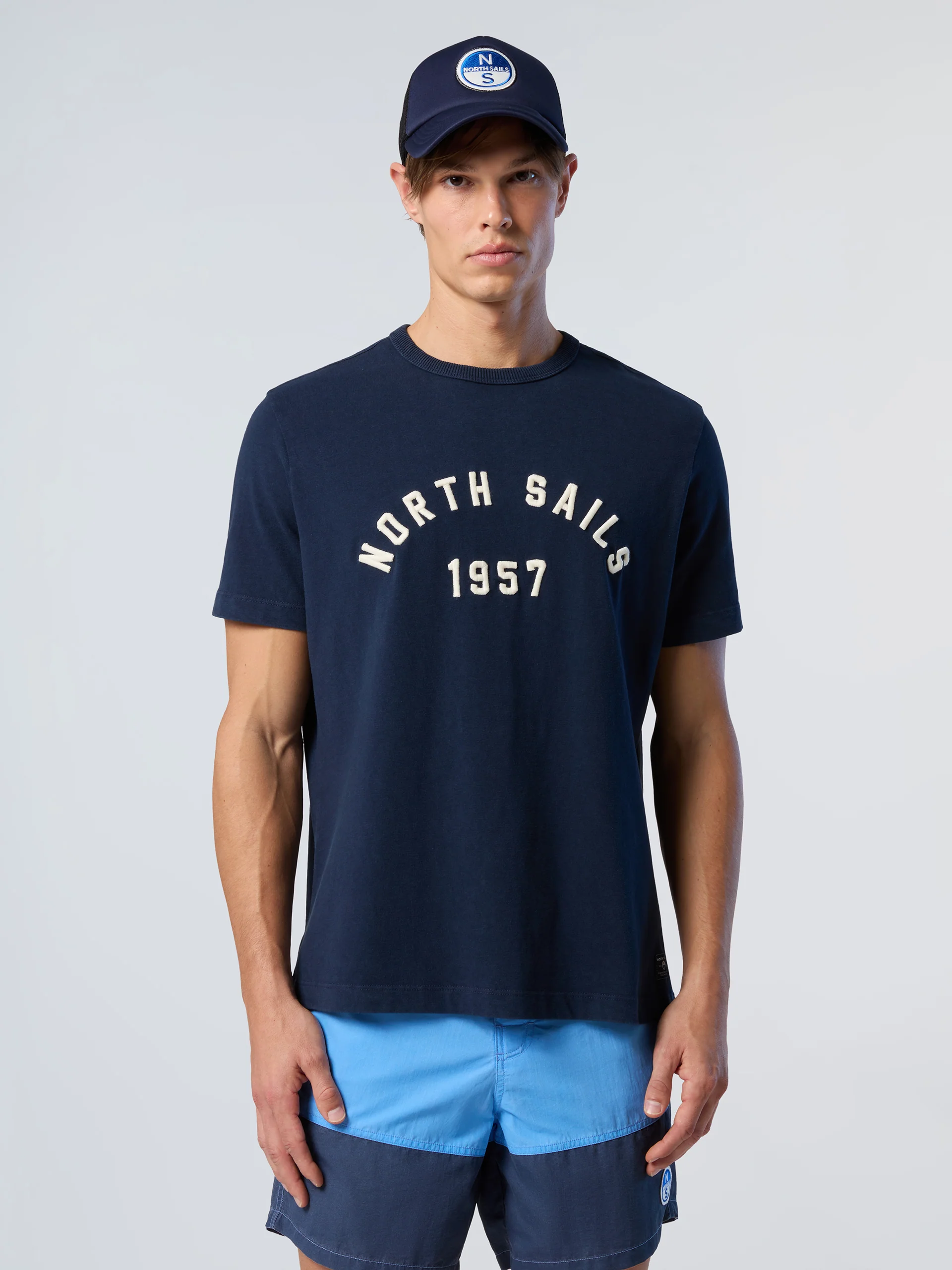 T-shirt with vintage wash - Image 12