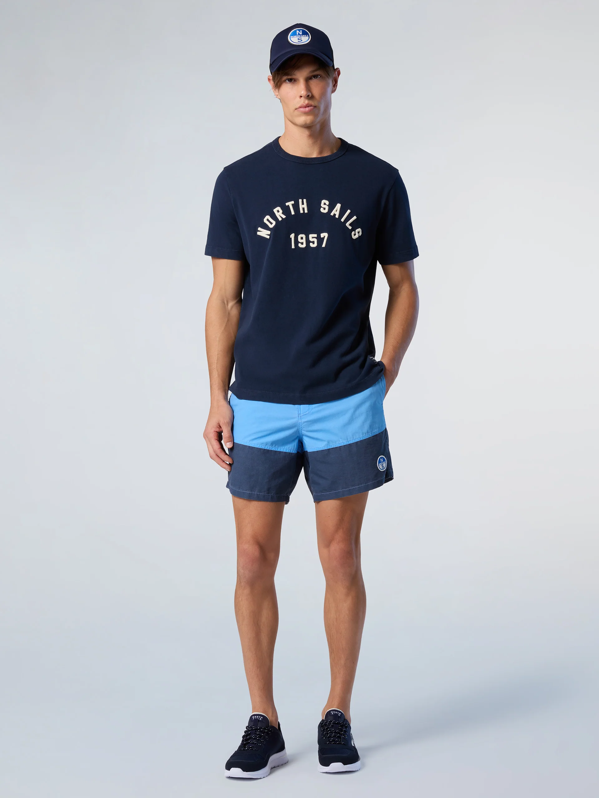 T-shirt with vintage wash - Image 16