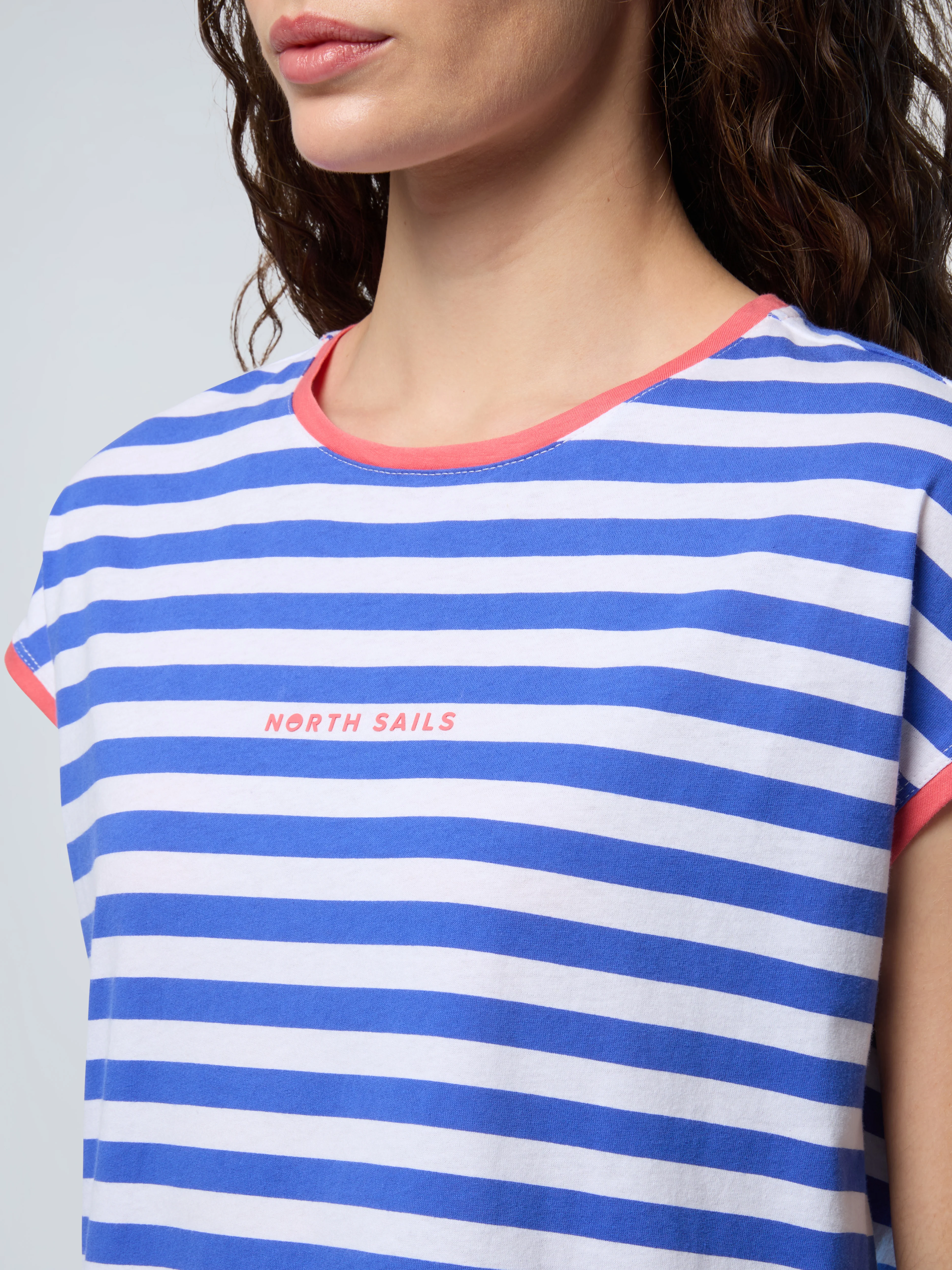T-shirt with cap sleeves - Image 6