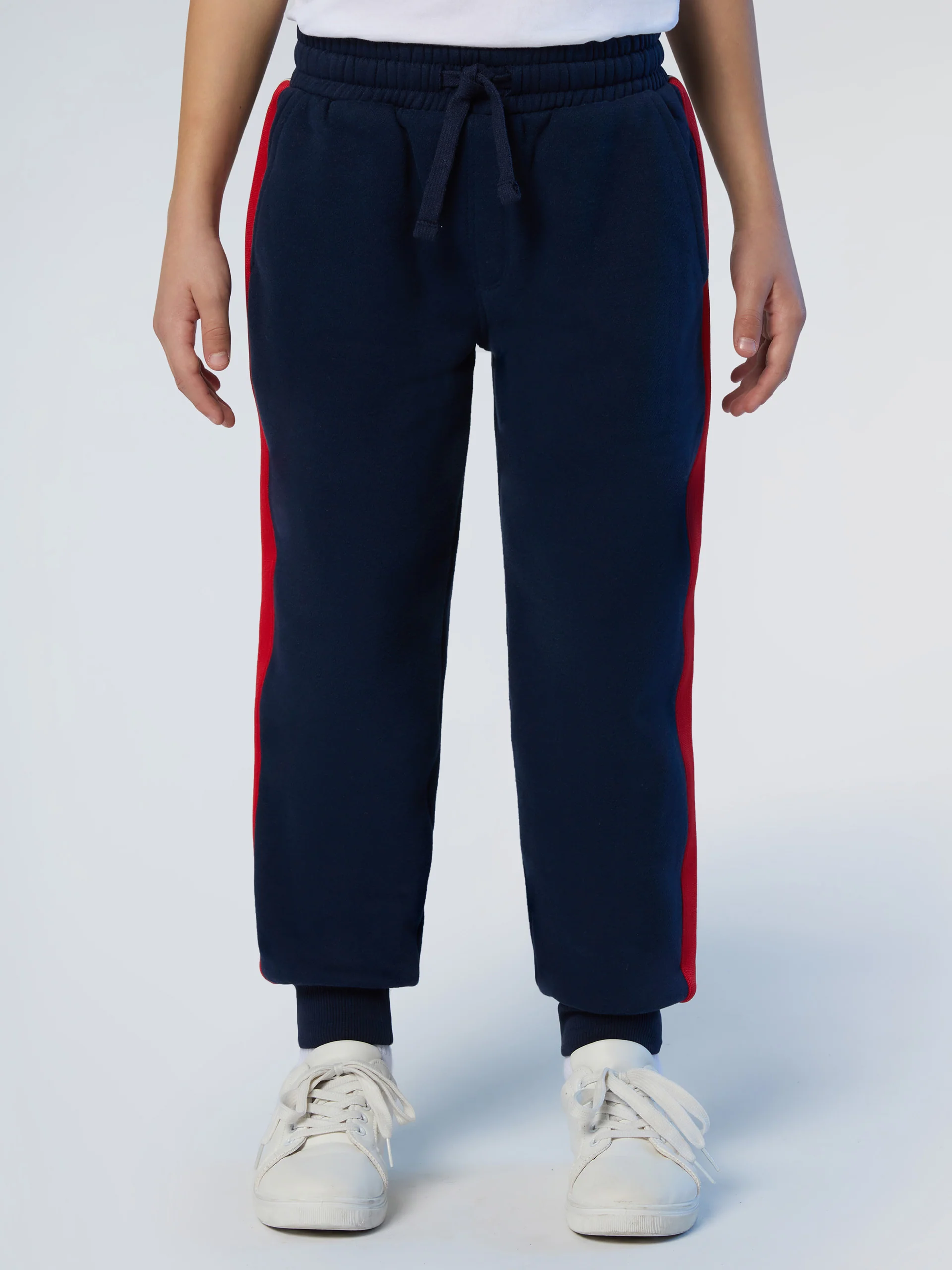 Tracksuit with upcycled patch - Image 8