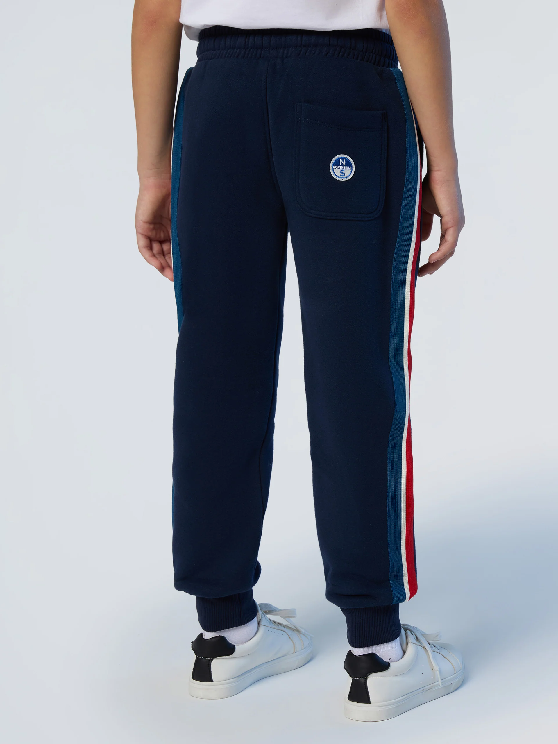 Tracksuit with upcycled patch - Image 9