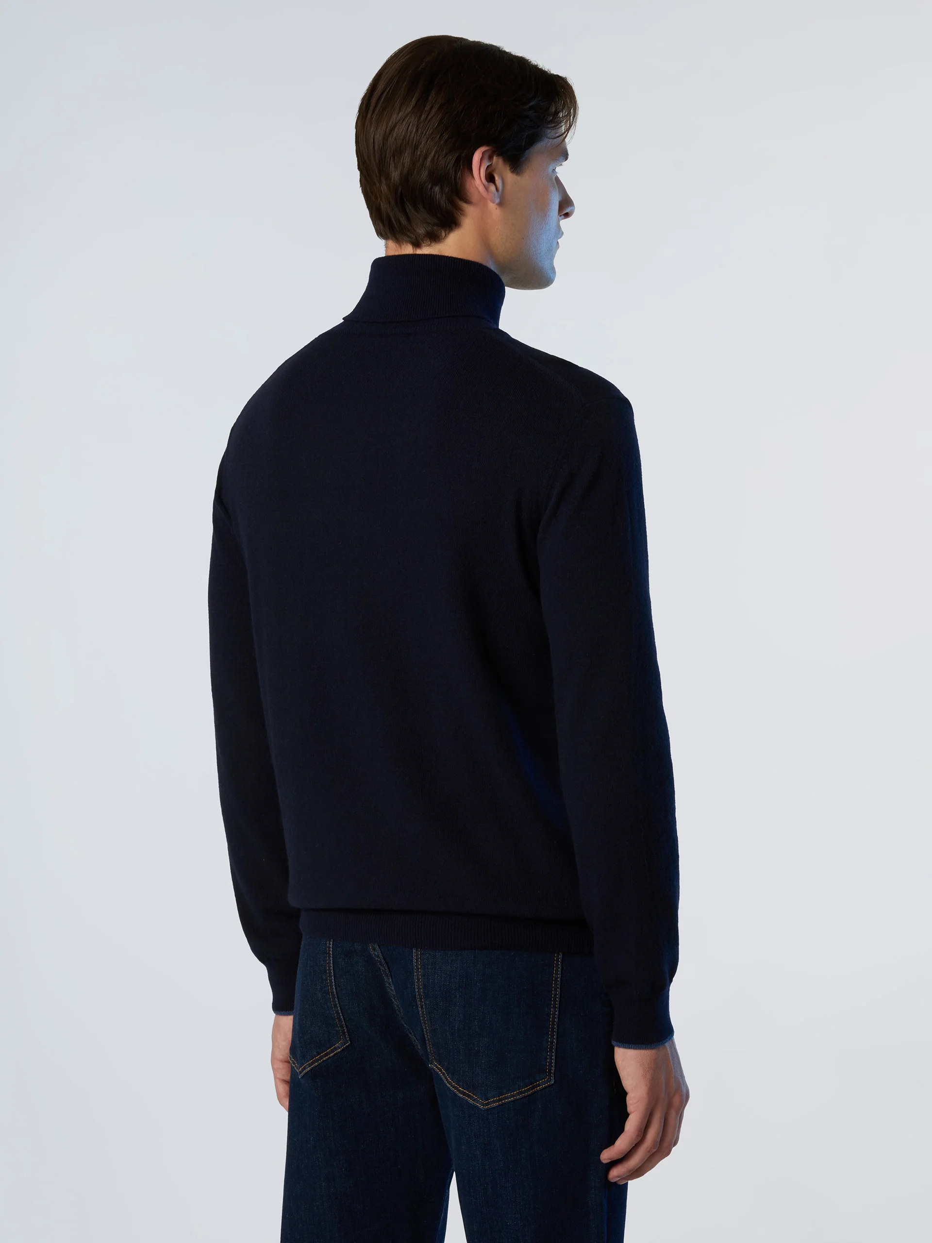 Cashmere blend turtle-neck sweater - Image 10