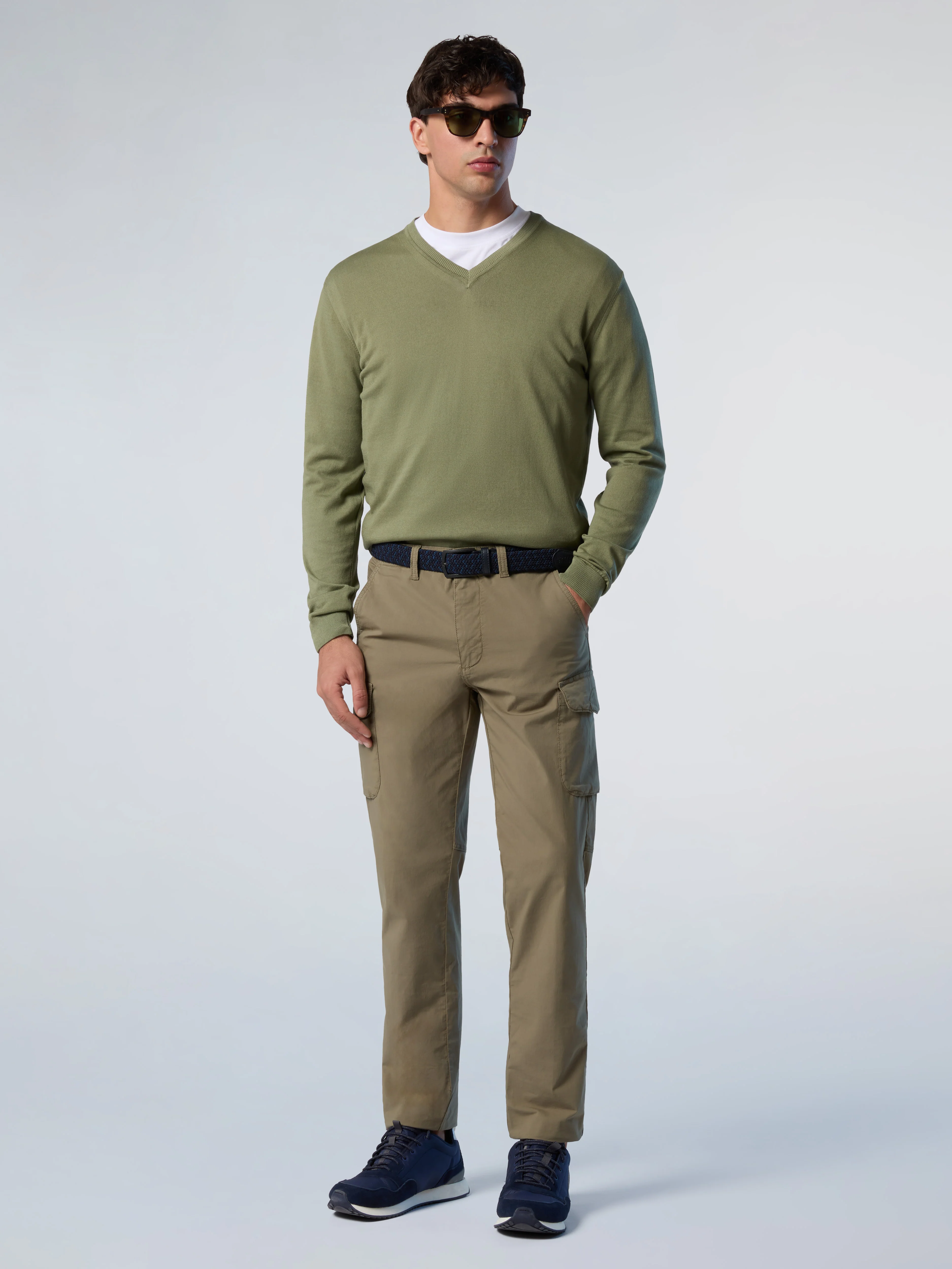V-neck sweater with logo label - Image 5